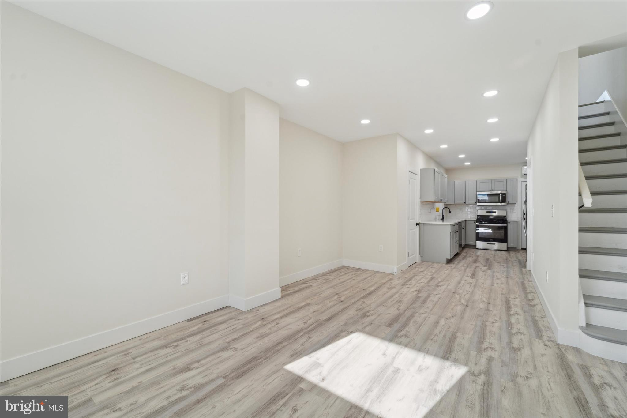 COBBS CREEK - Residential