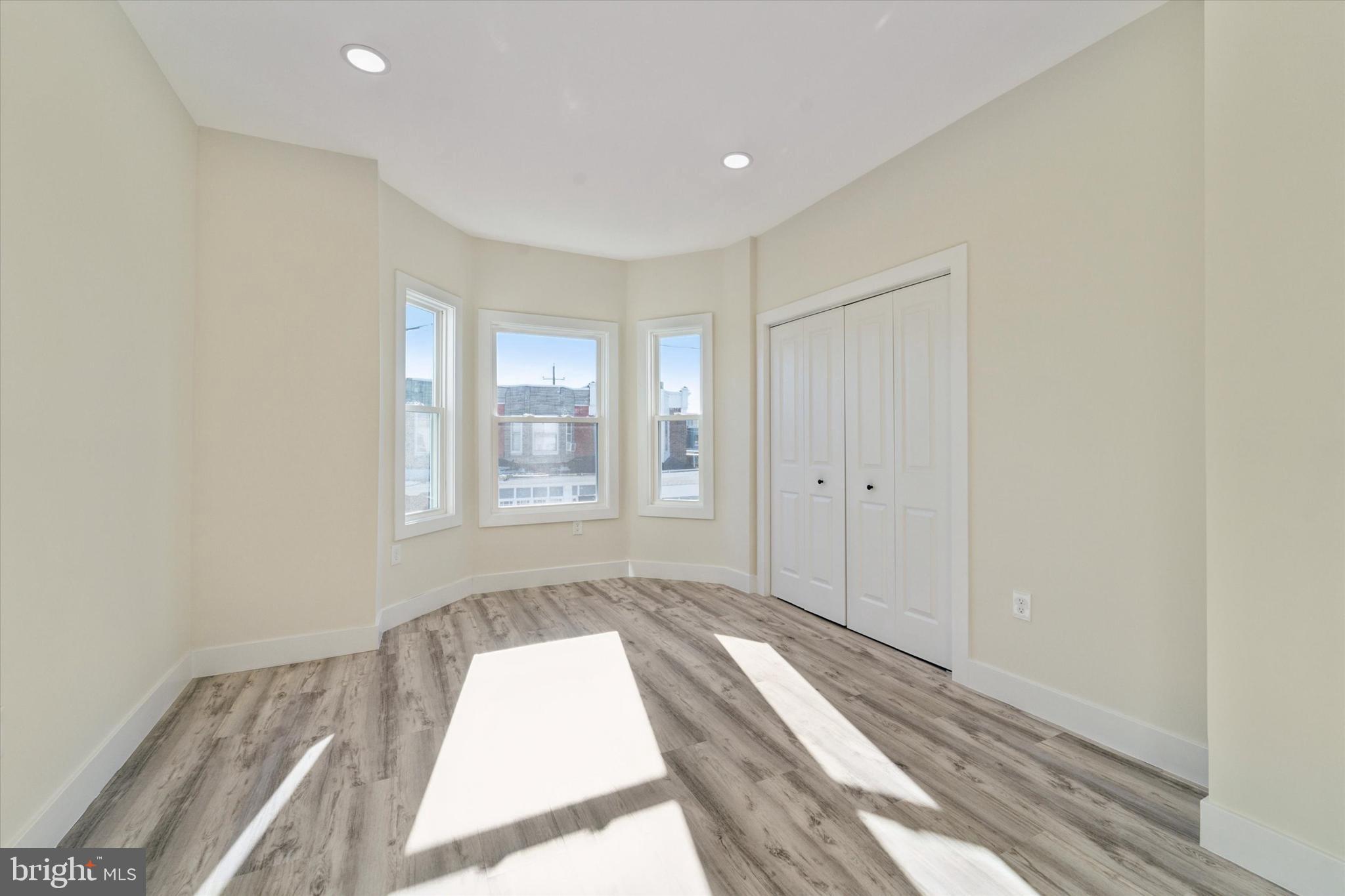 COBBS CREEK - Residential