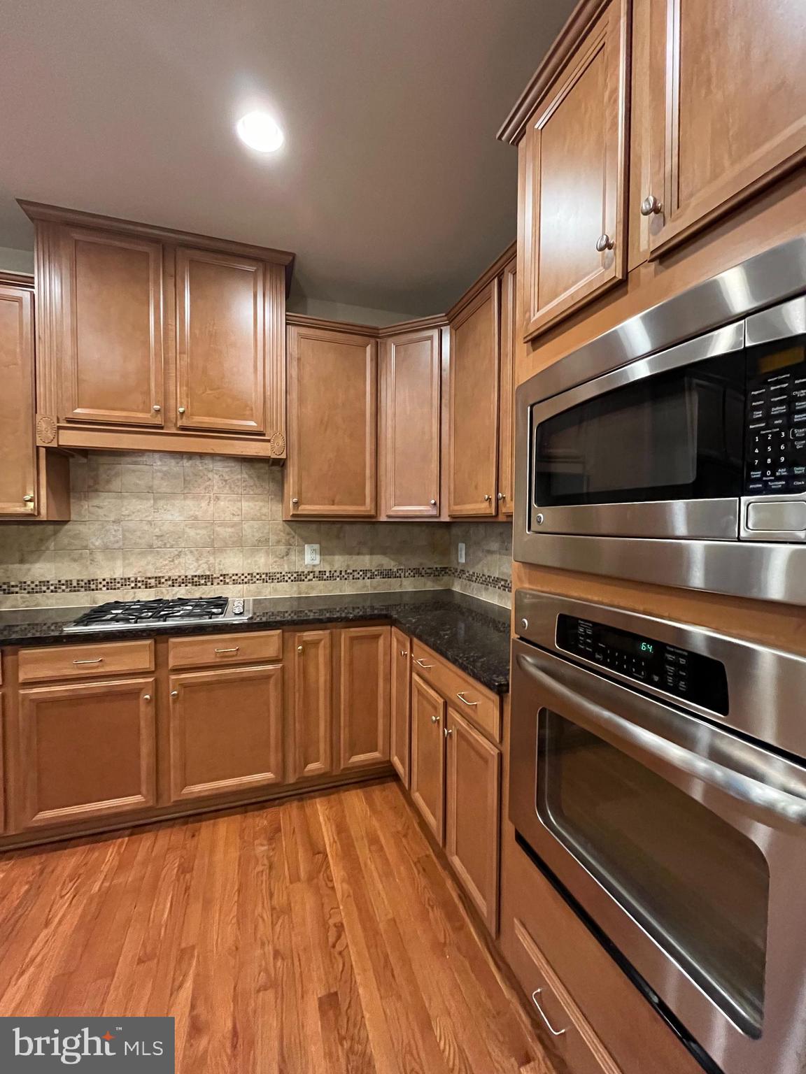 WATKINS MILL TOWN CENTER - Residential Lease