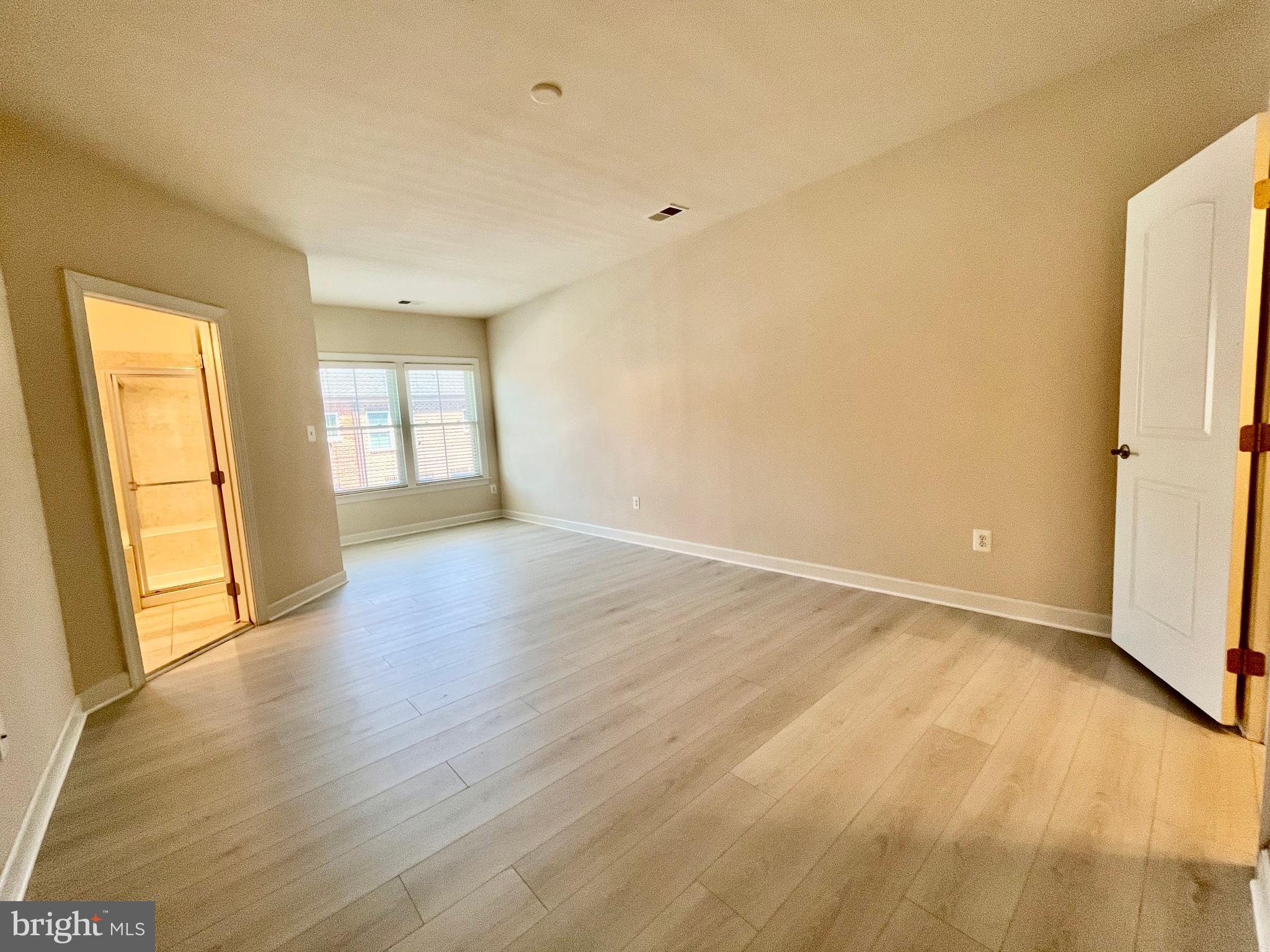 WATKINS MILL TOWN CENTER - Residential Lease