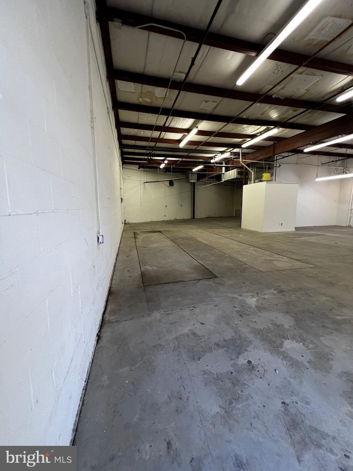 NONE AVAILABLE - Commercial Lease