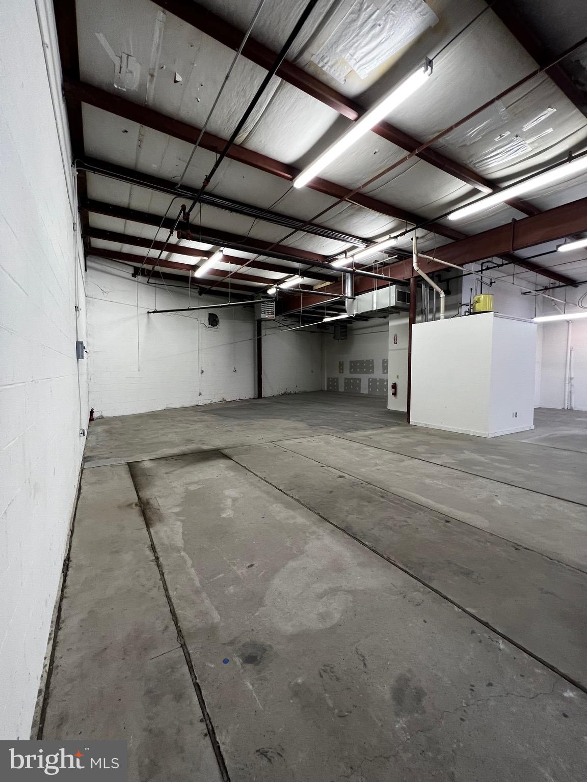 NONE AVAILABLE - Commercial Lease