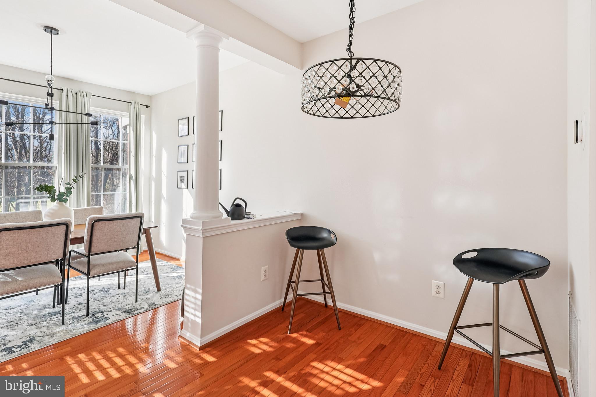 RIDGE COMMONS - Residential Lease