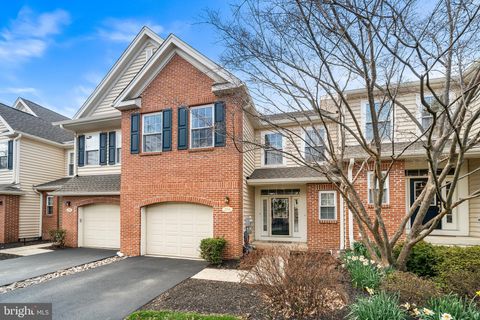 256 CHERRY LANE KENNETT SQUARE PA 19348