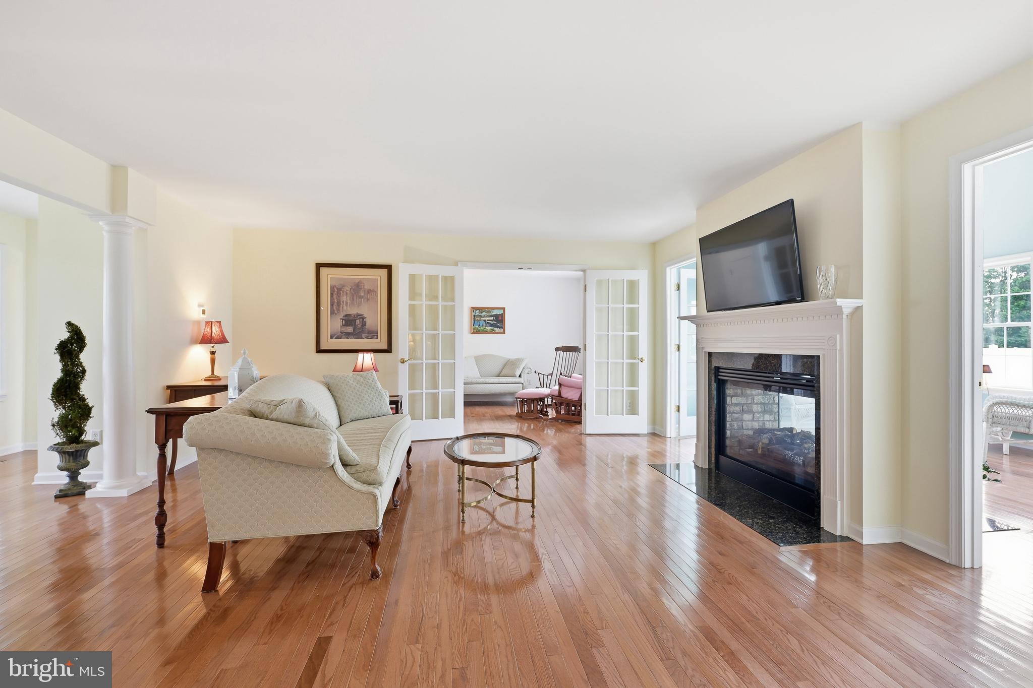 706 OVERBROOKE LANE