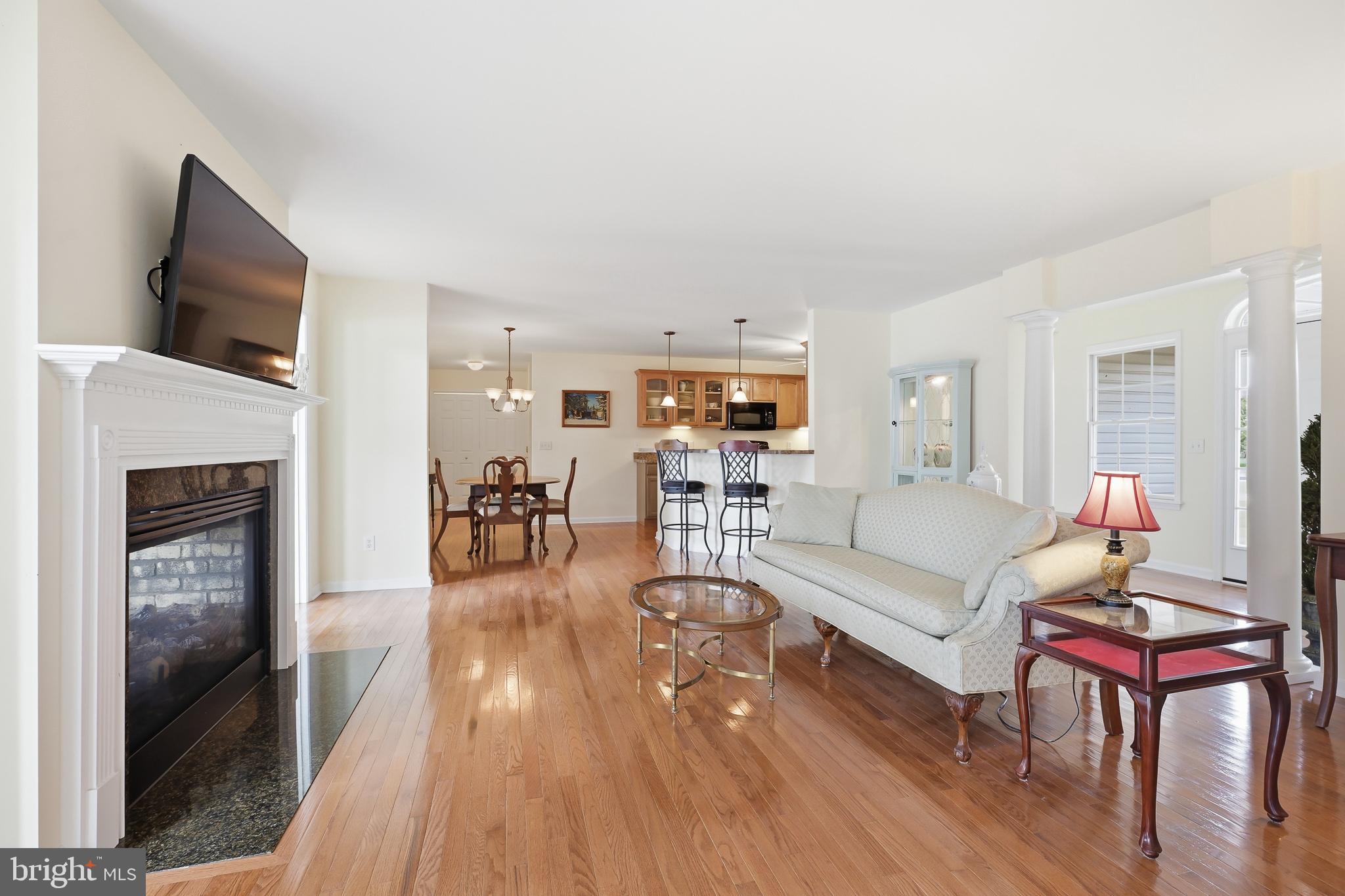 706 OVERBROOKE LANE