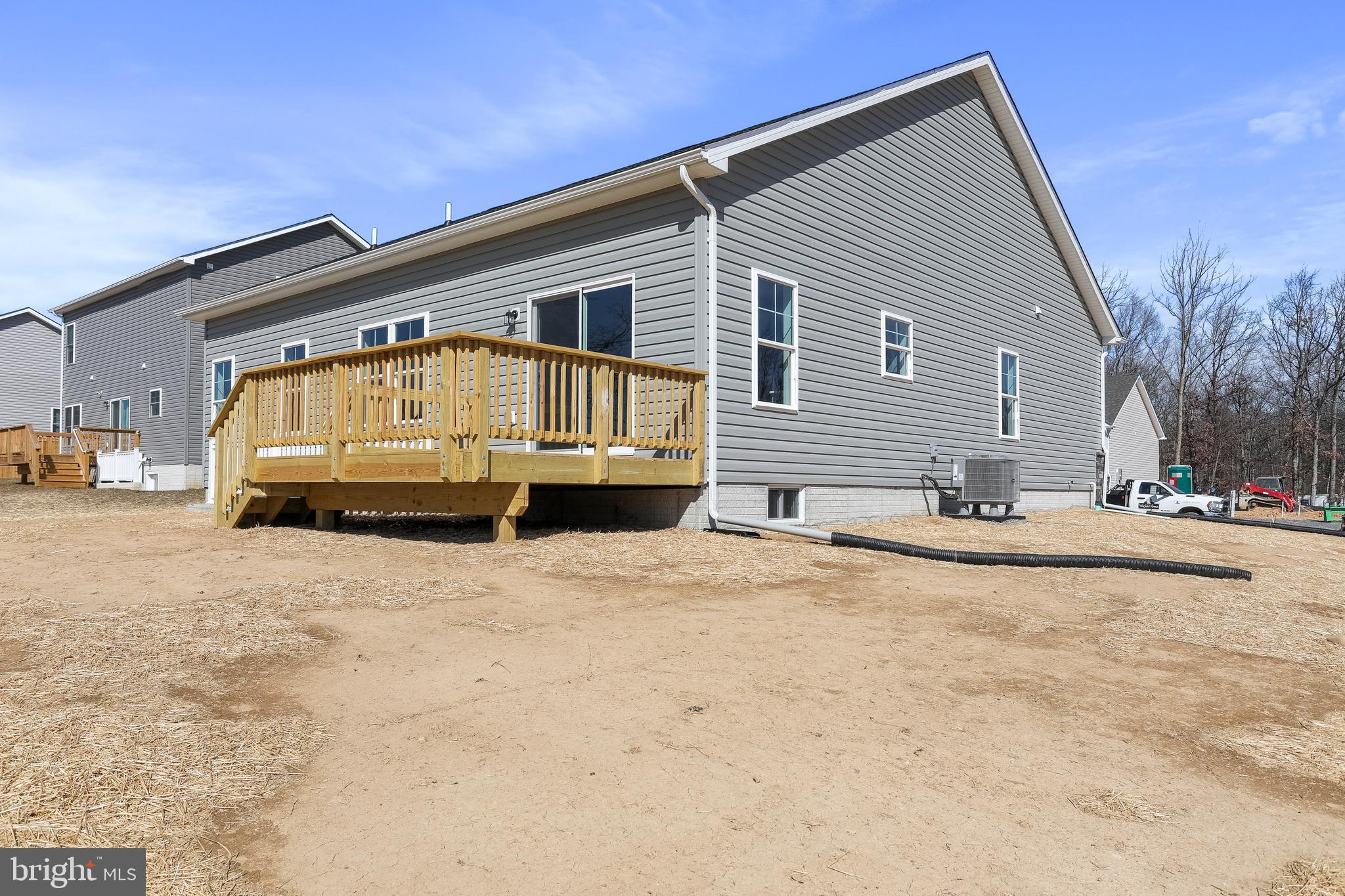 MIDDLE CREEK VISTAS - Residential