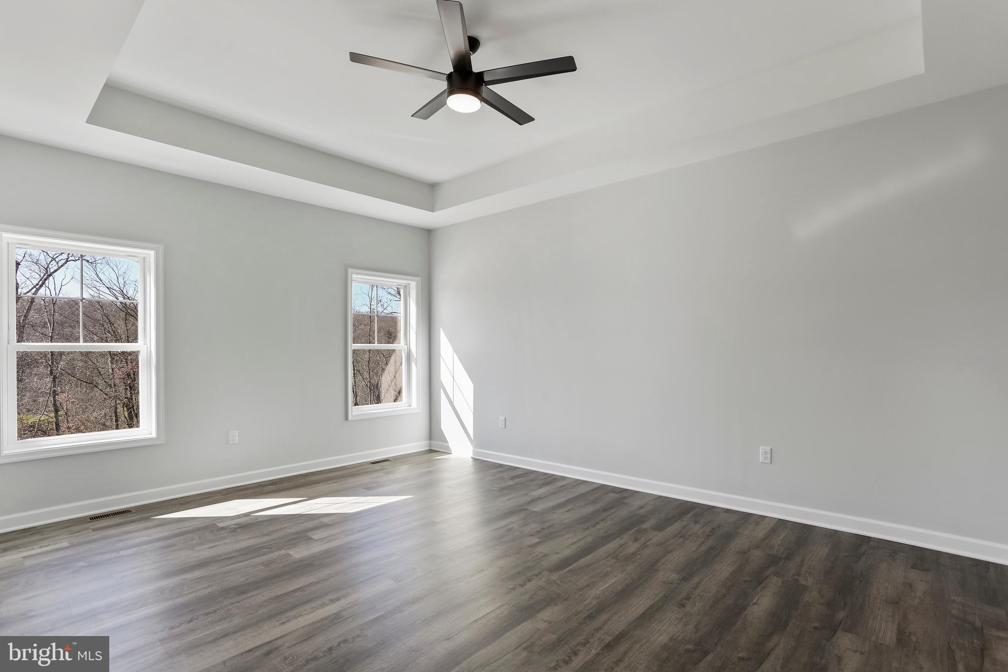 MIDDLE CREEK VISTAS - Residential