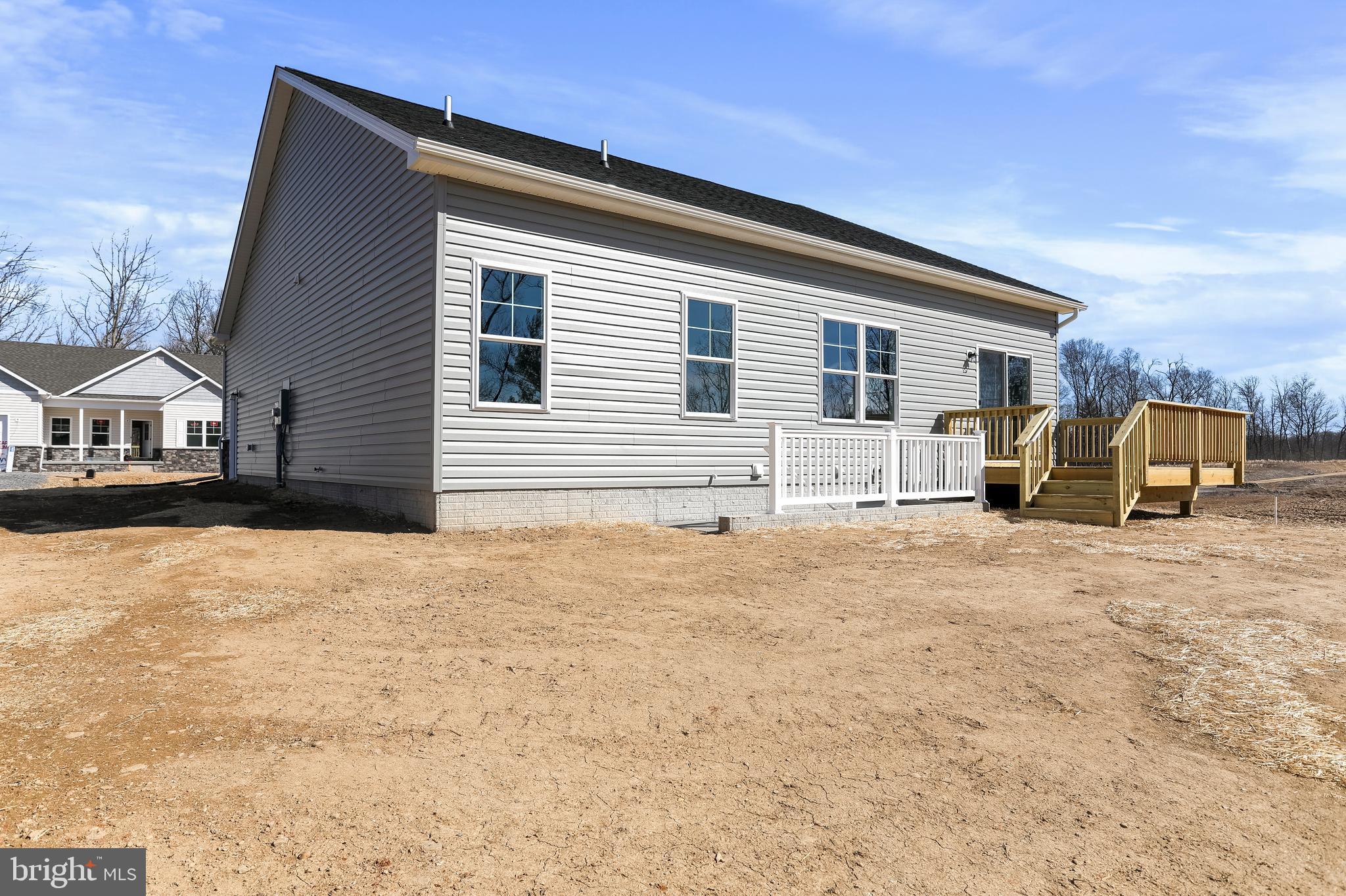 MIDDLE CREEK VISTAS - Residential