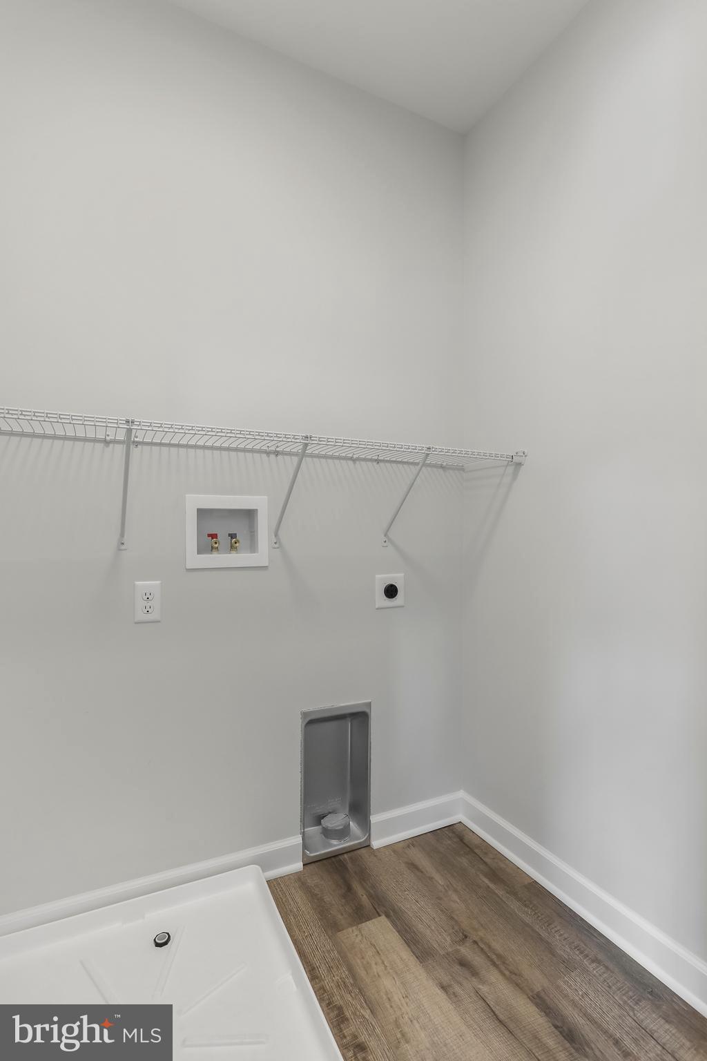 MIDDLE CREEK VISTAS - Residential