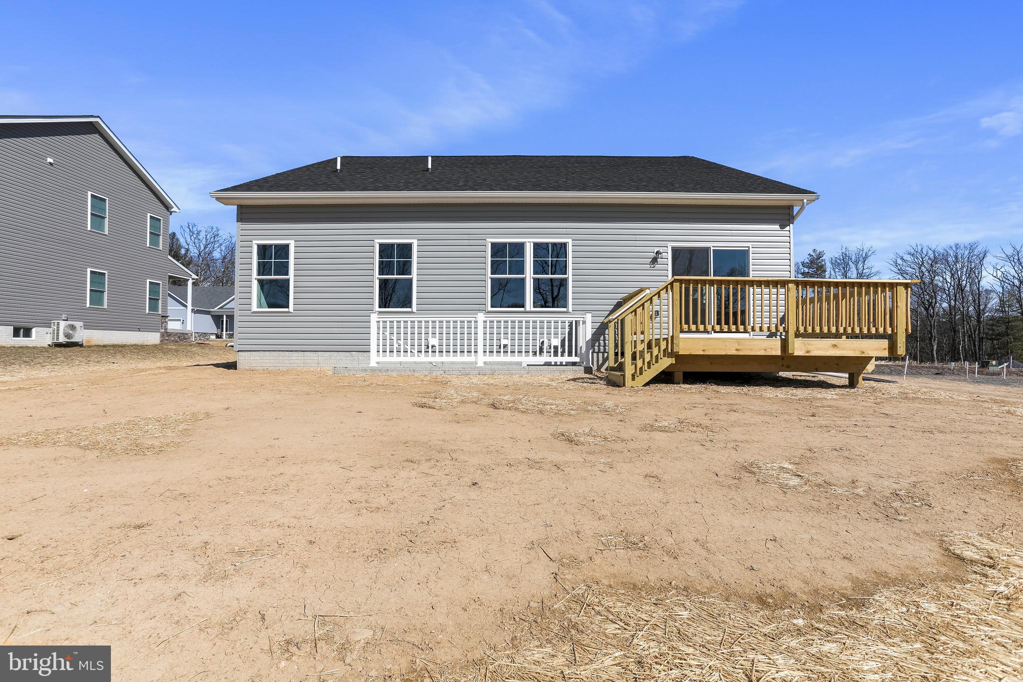 MIDDLE CREEK VISTAS - Residential