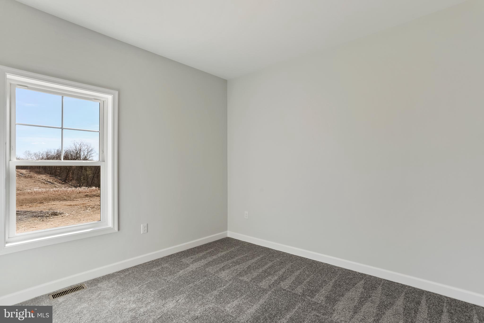 MIDDLE CREEK VISTAS - Residential