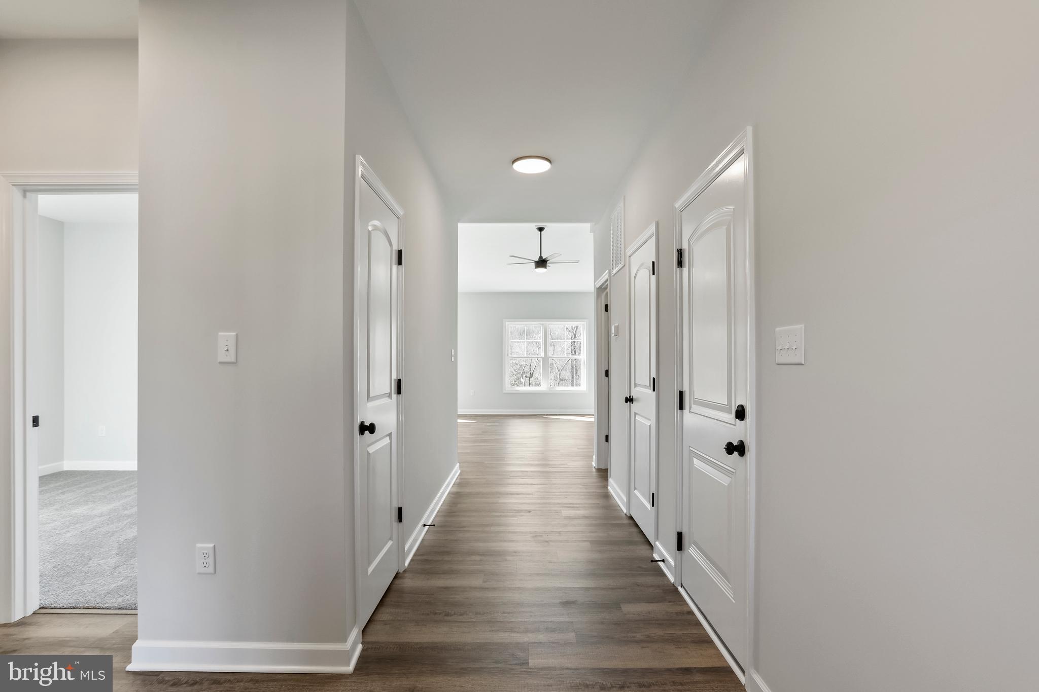 MIDDLE CREEK VISTAS - Residential