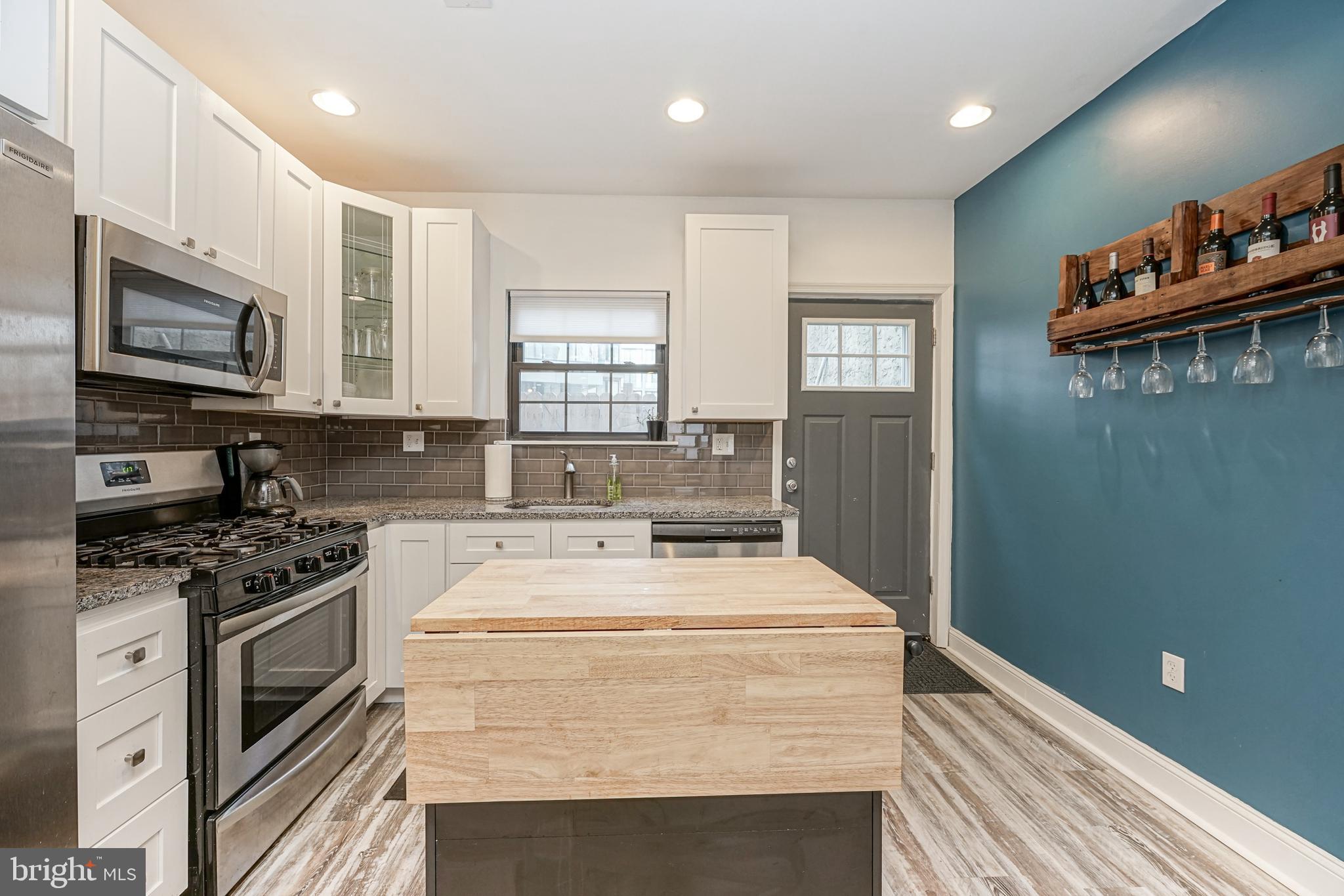 OLDE KENSINGTON - Residential