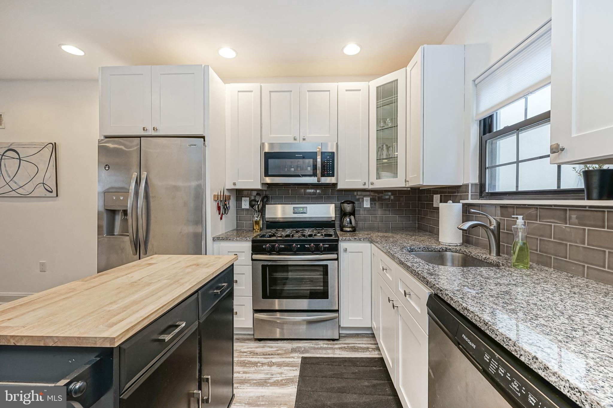 OLDE KENSINGTON - Residential