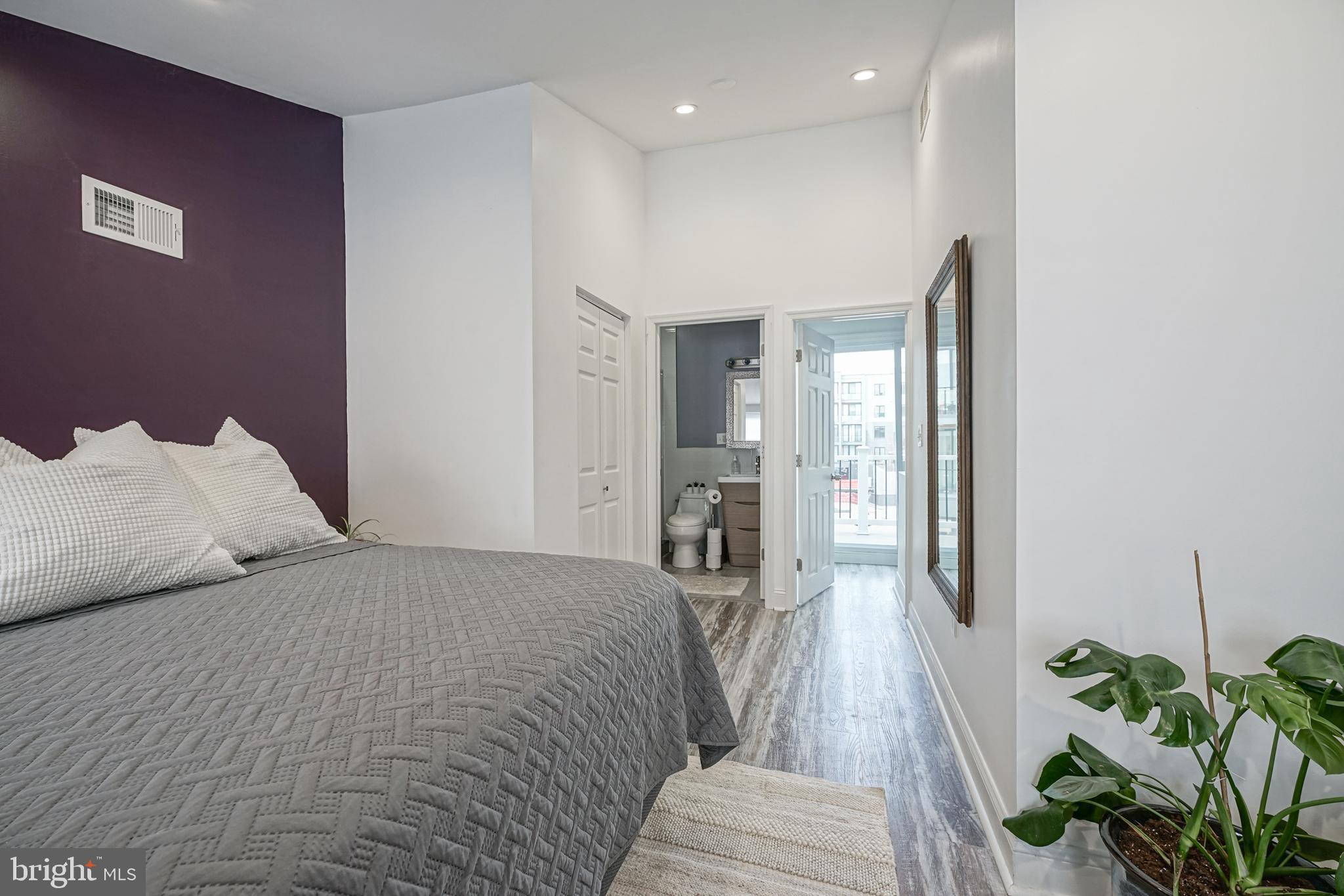 OLDE KENSINGTON - Residential