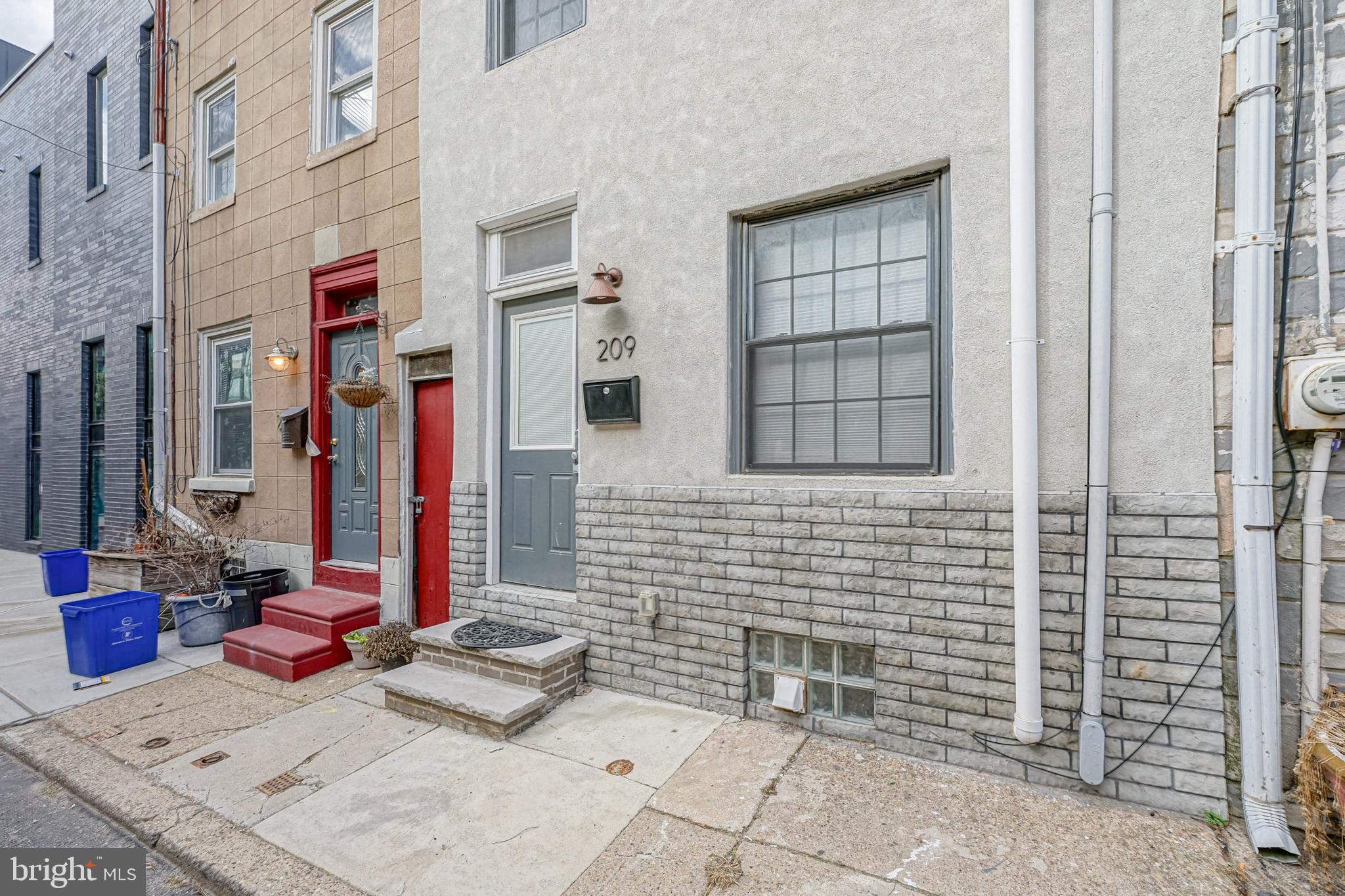 OLDE KENSINGTON - Residential