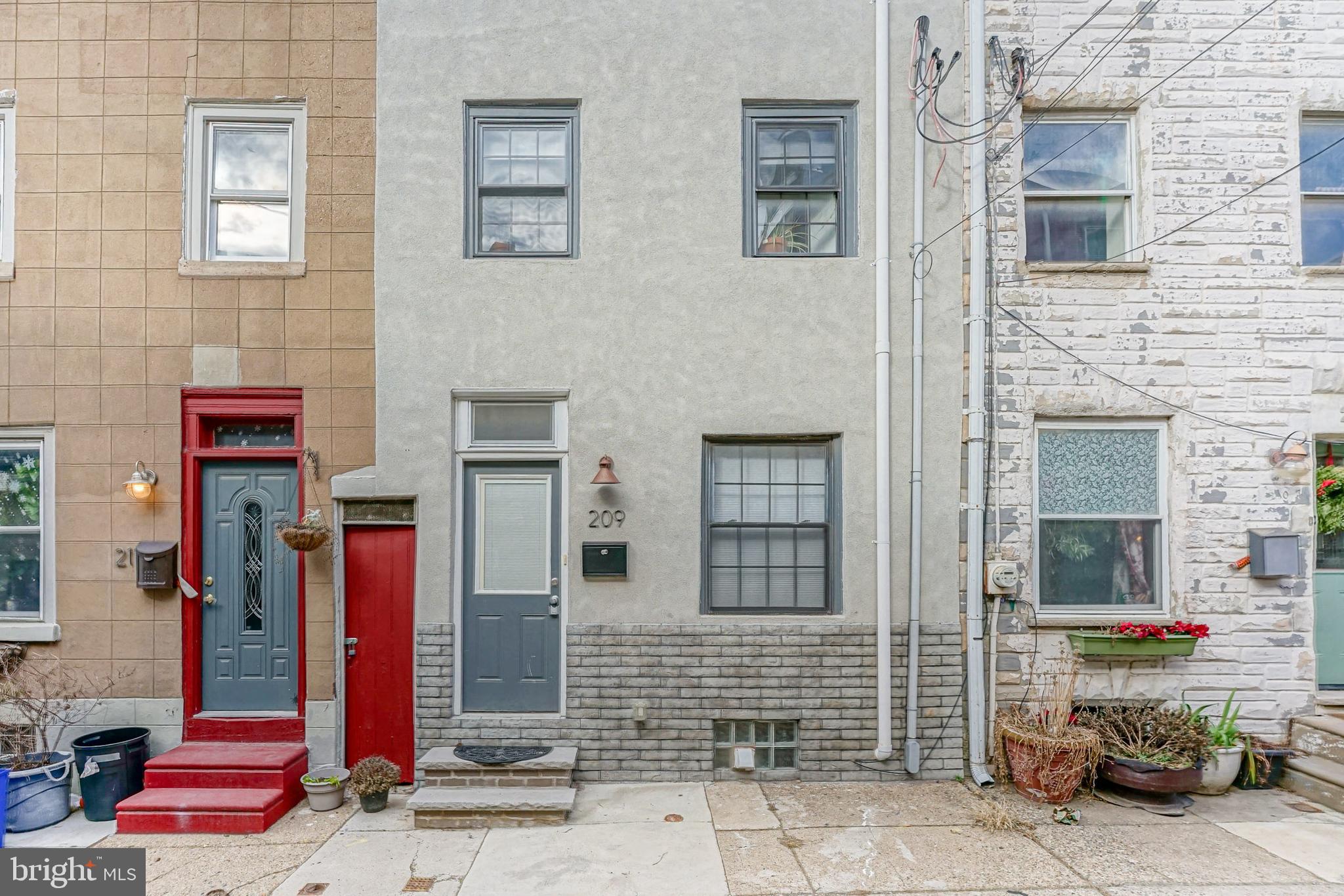 OLDE KENSINGTON - Residential