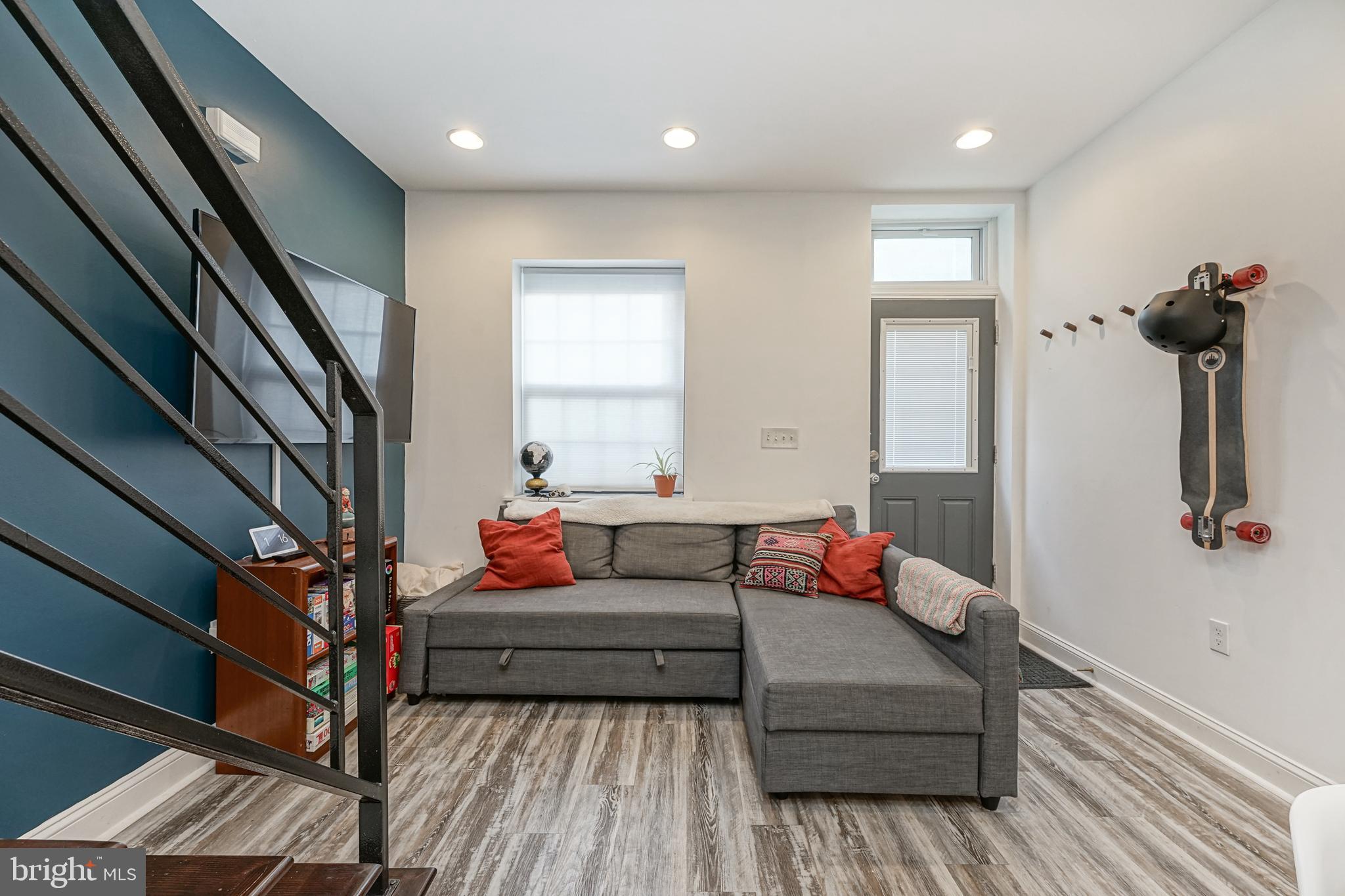 OLDE KENSINGTON - Residential