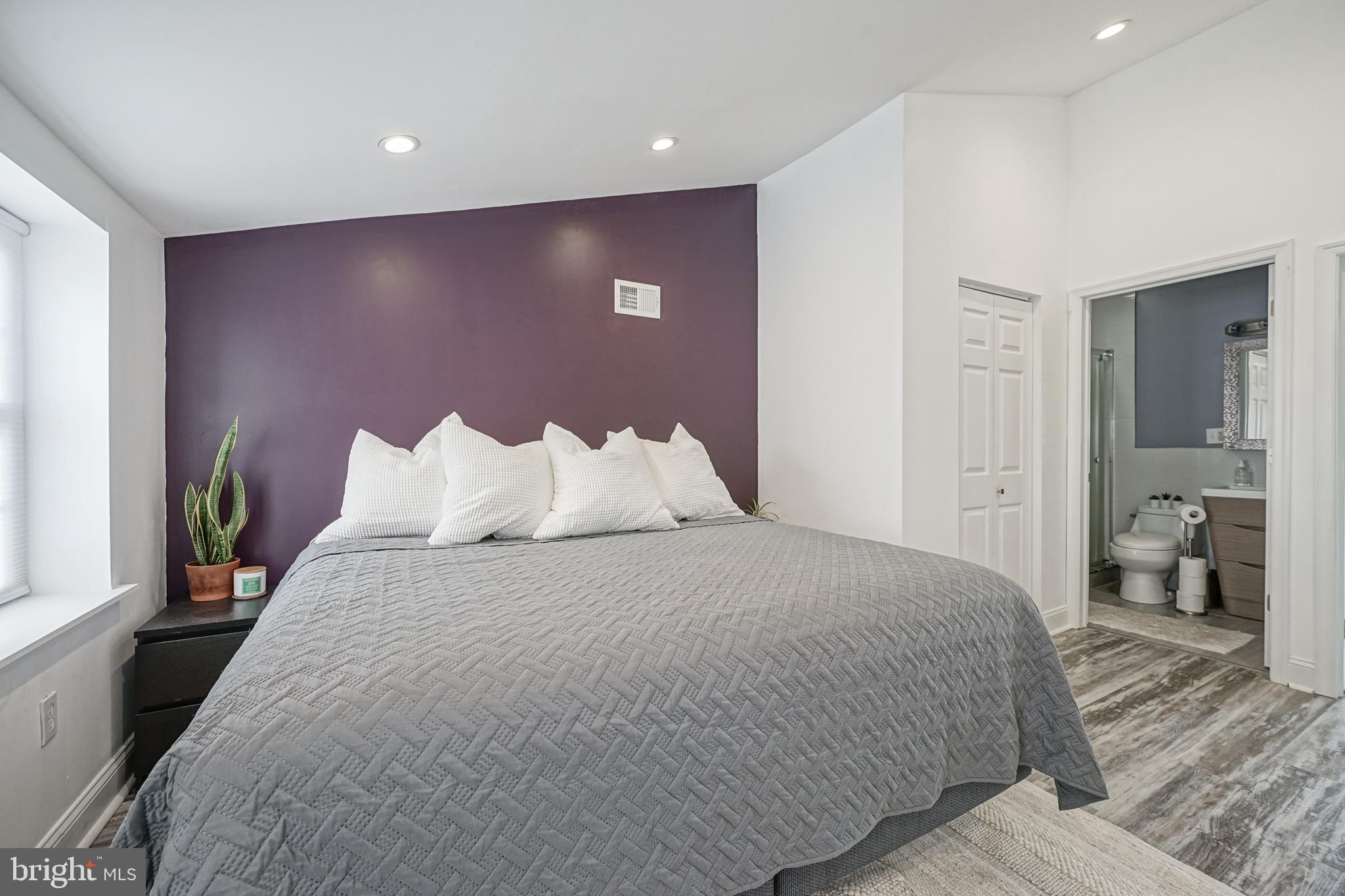 OLDE KENSINGTON - Residential