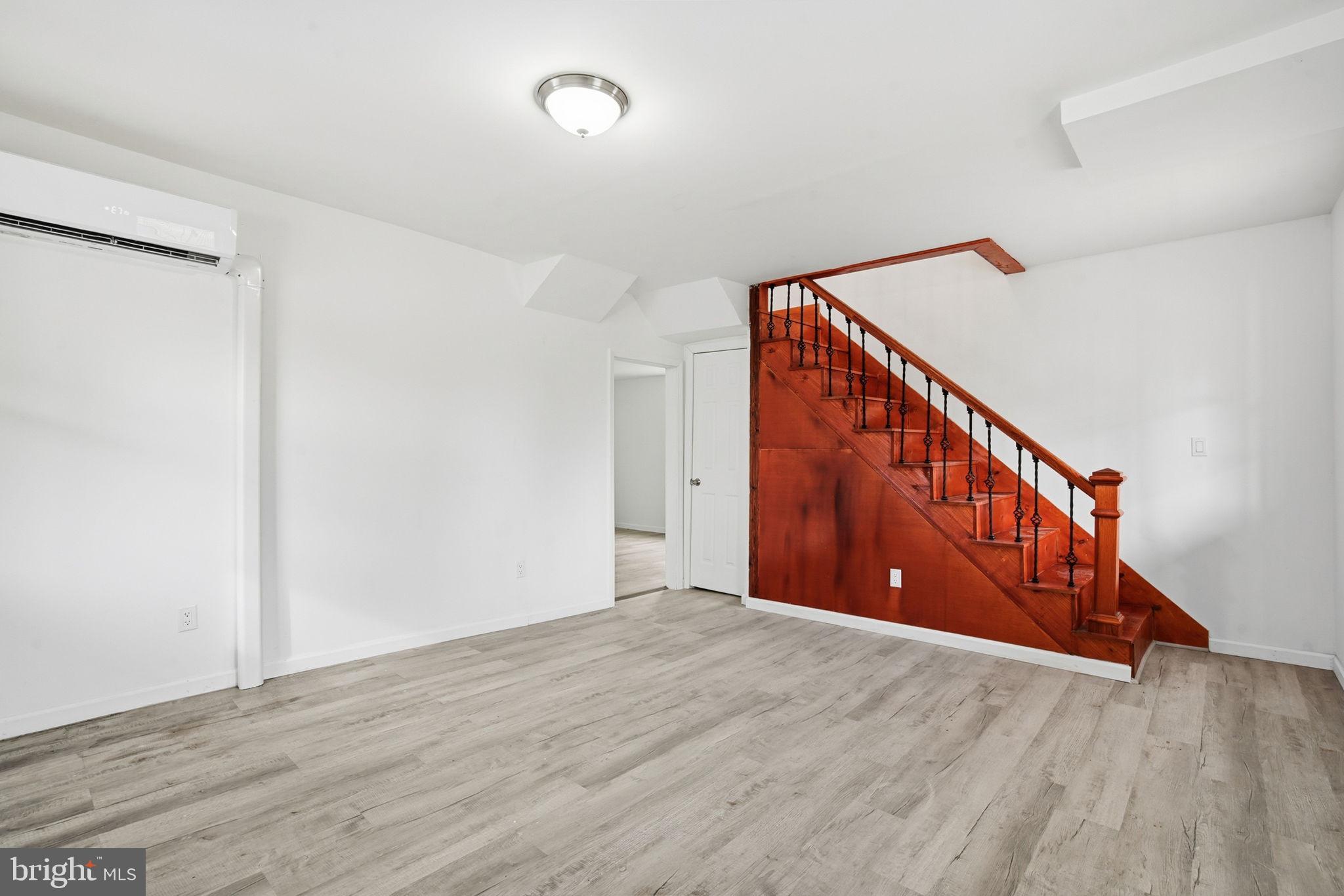 CAMBRIDGE - Residential