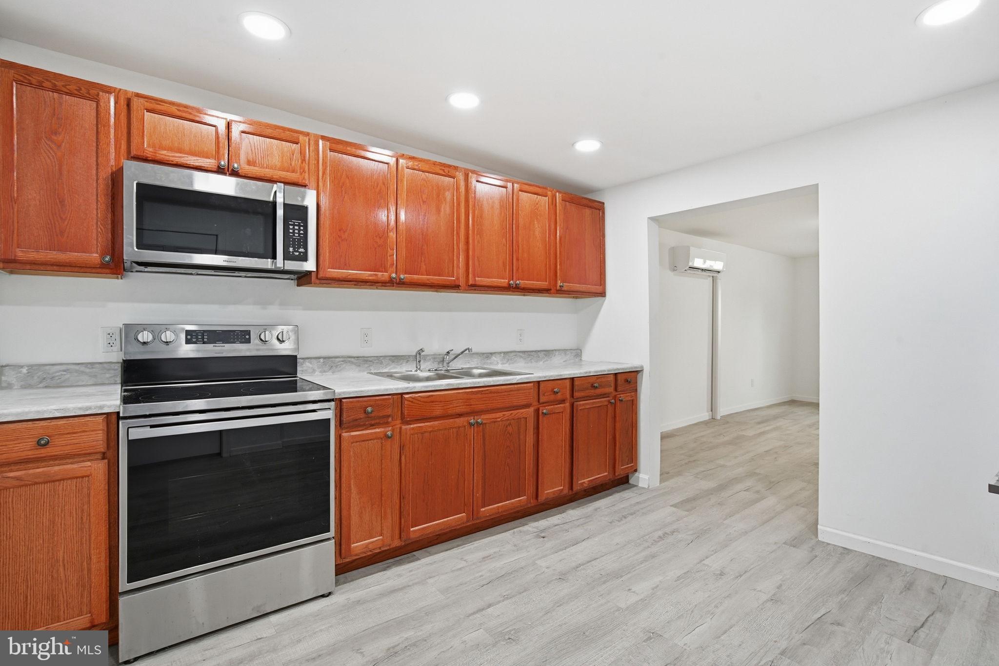 CAMBRIDGE - Residential