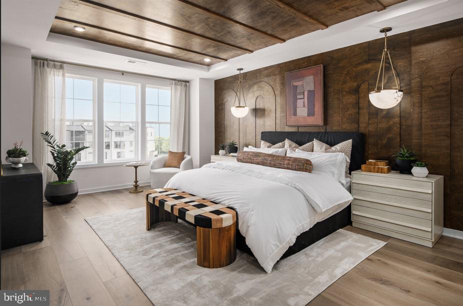 METRO WALK AT MOOREFIELD STATION - Residential