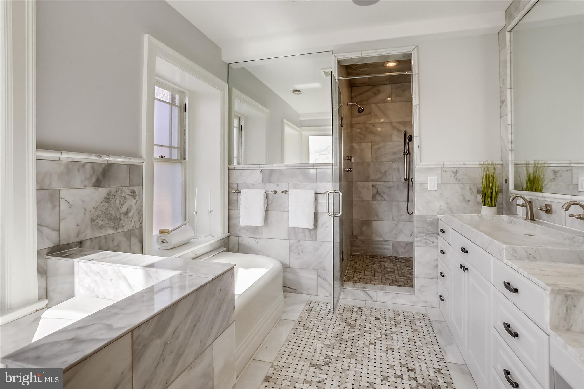 GLEN ECHO HEIGHTS - Residential