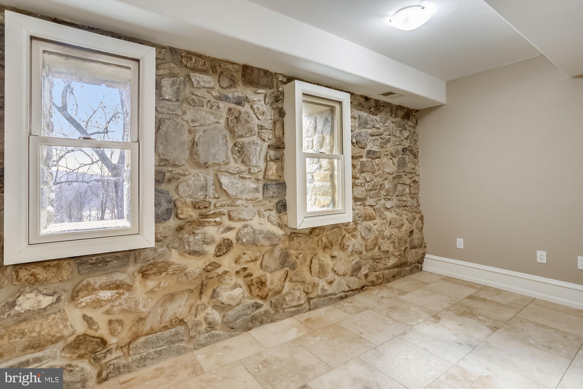 GLEN ECHO HEIGHTS - Residential