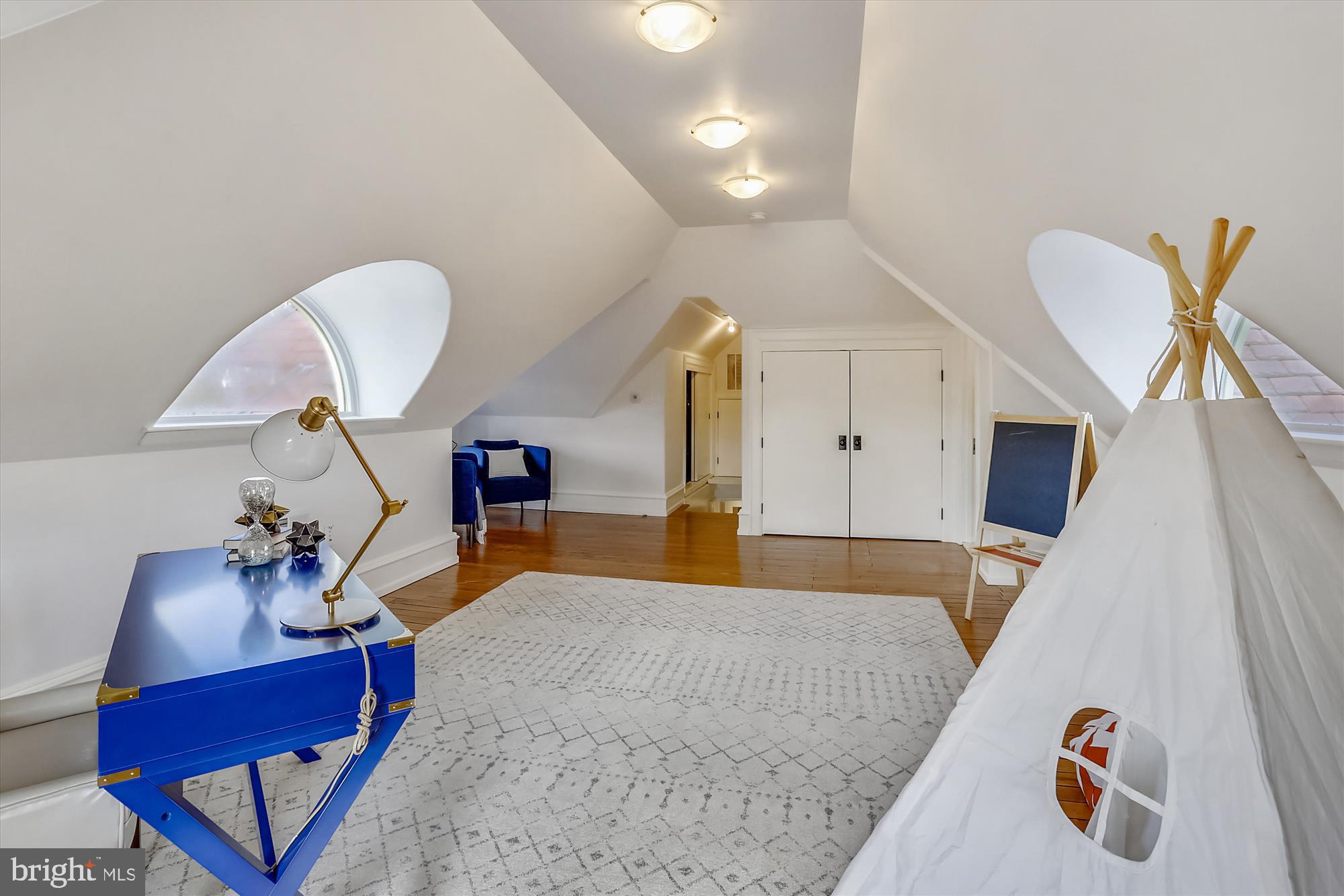 GLEN ECHO HEIGHTS - Residential