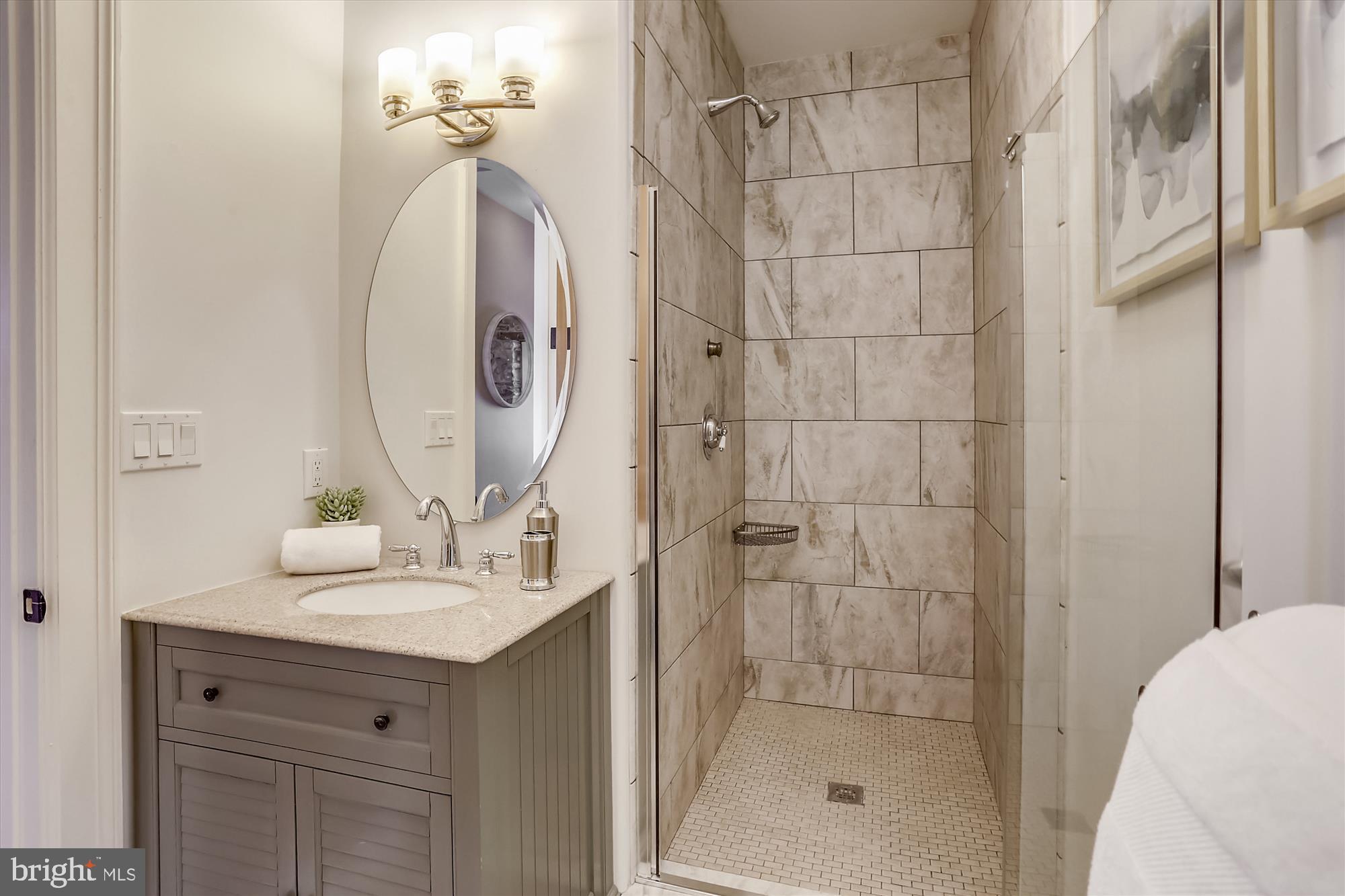 GLEN ECHO HEIGHTS - Residential