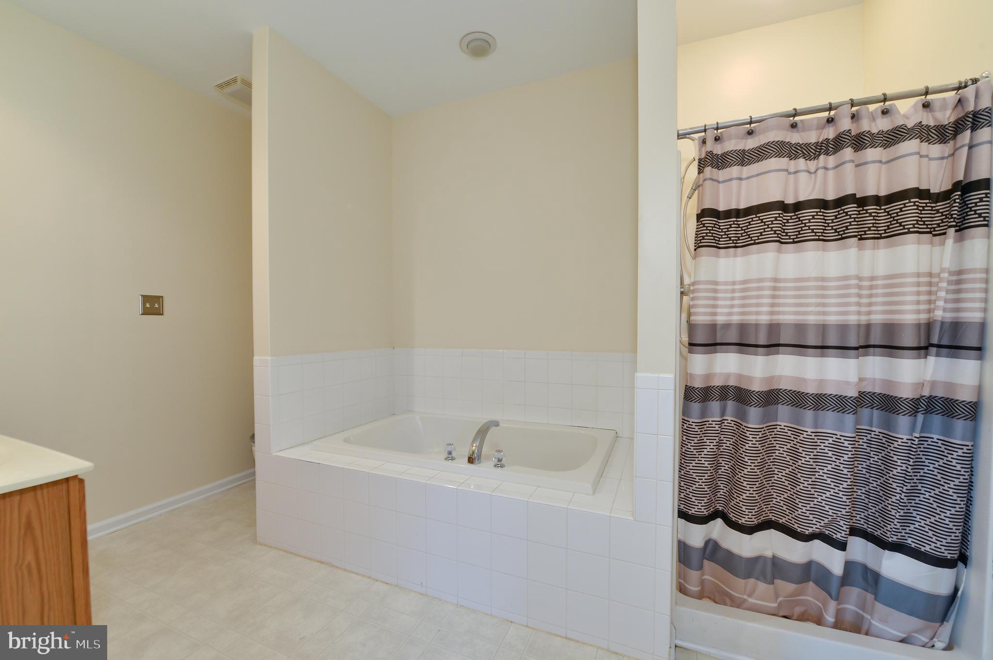 CHADS WAY - Residential