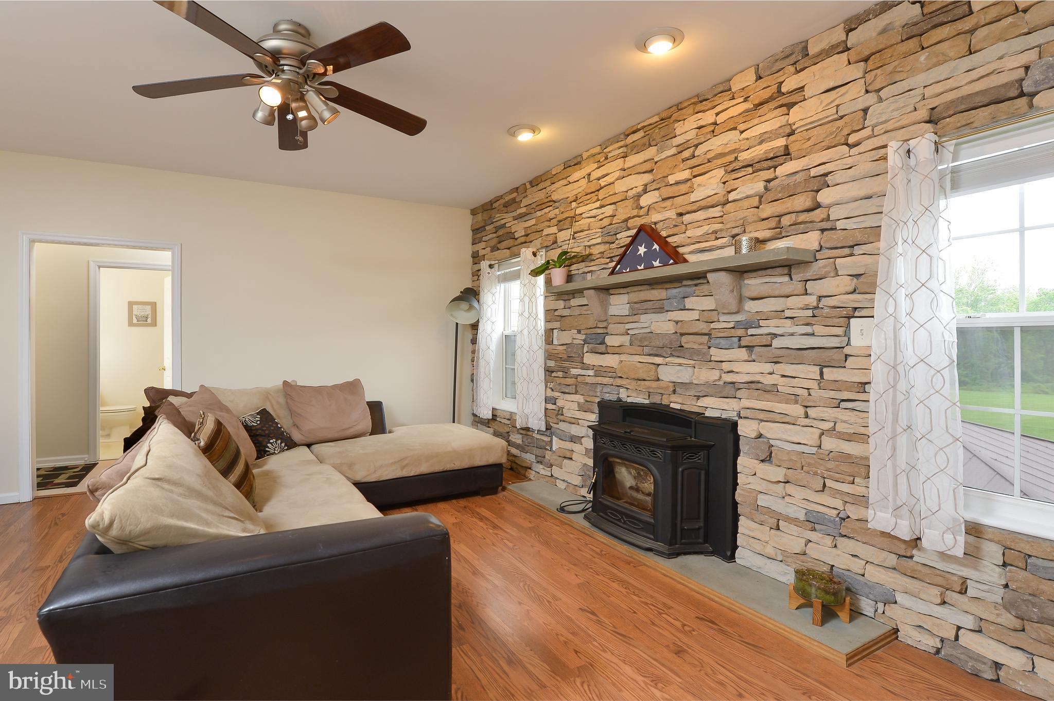 CHADS WAY - Residential