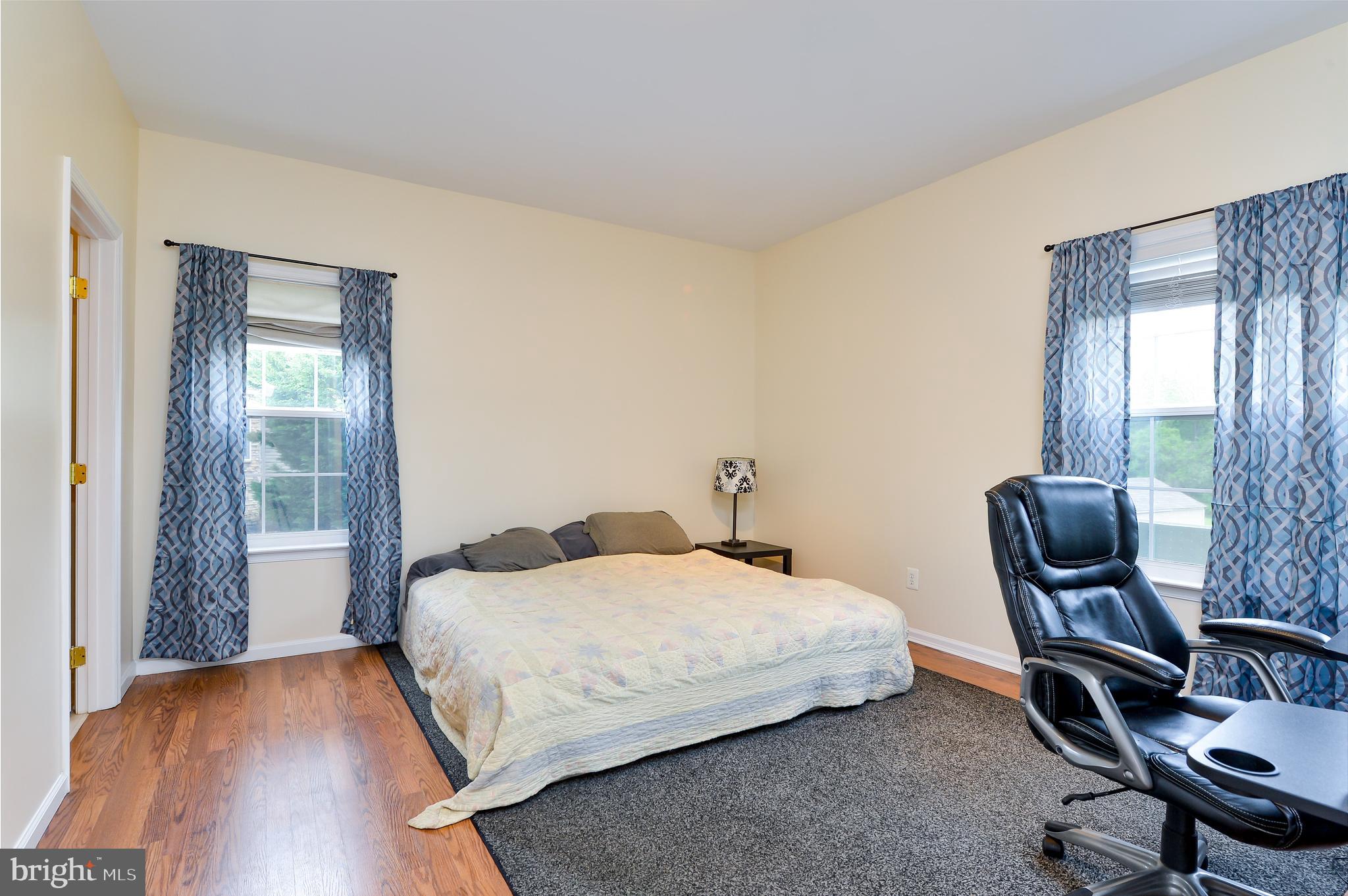 CHADS WAY - Residential