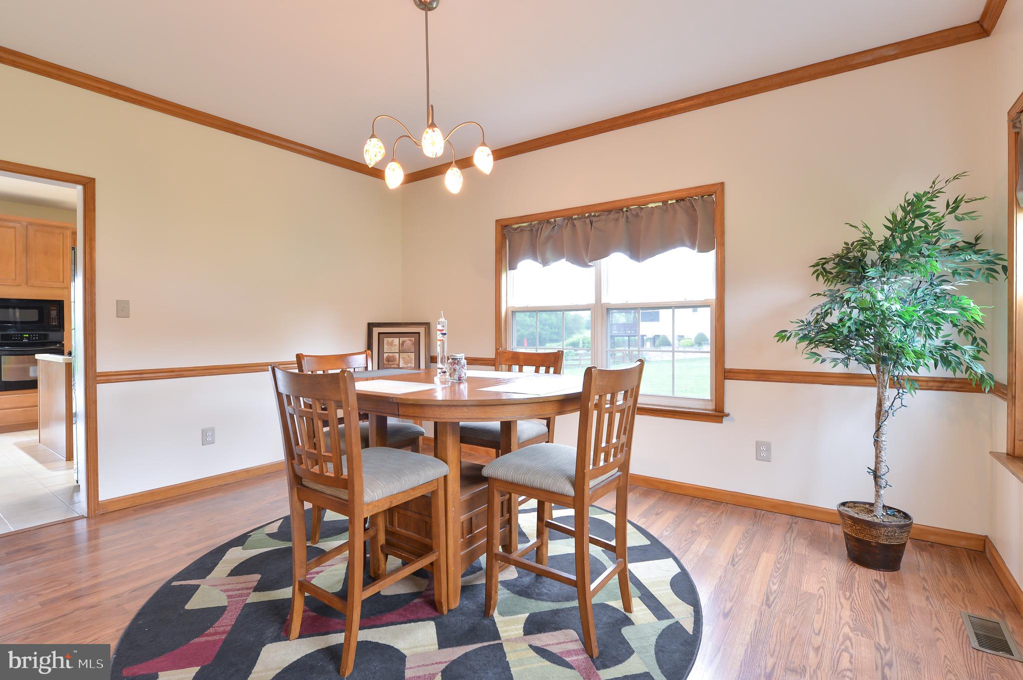 CHADS WAY - Residential