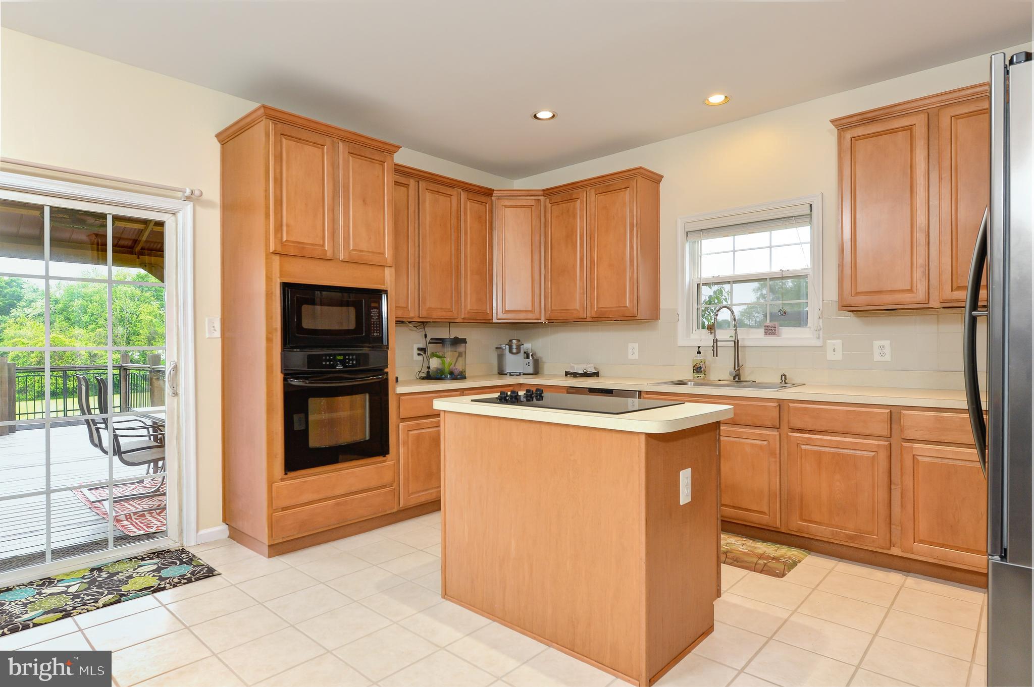 CHADS WAY - Residential