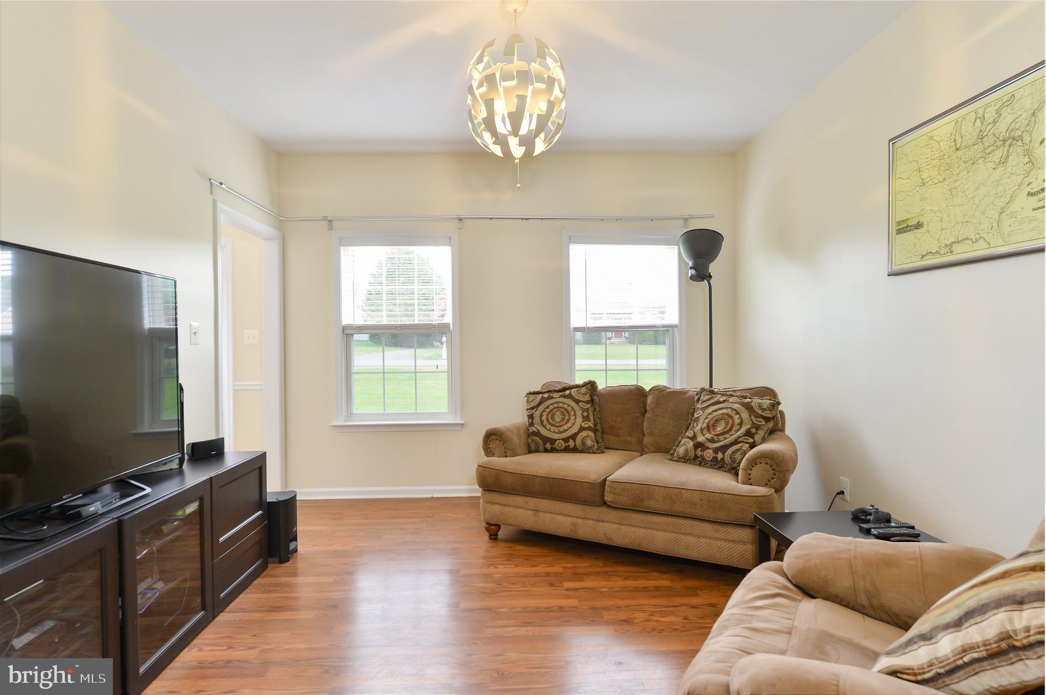 CHADS WAY - Residential