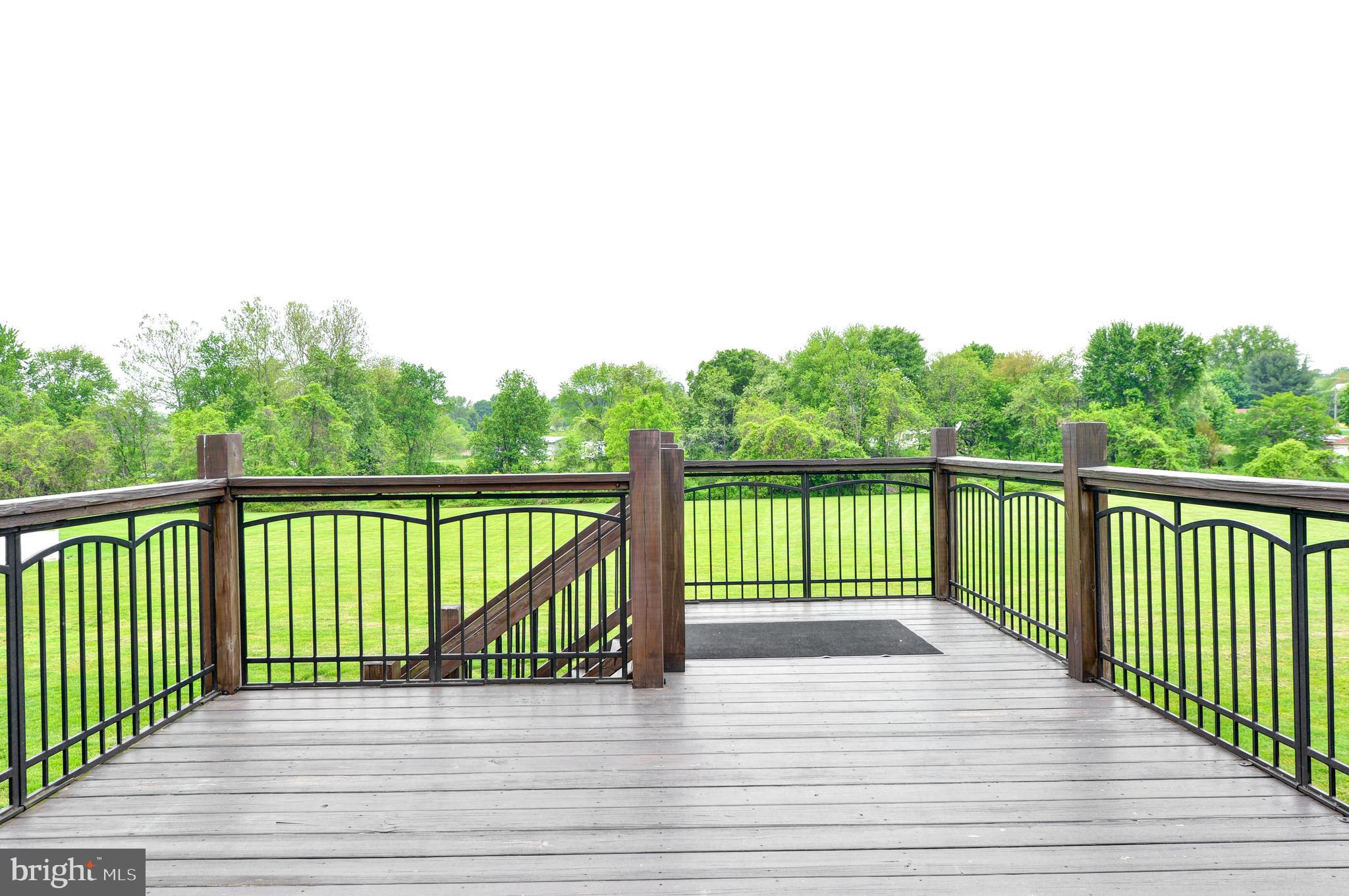 CHADS WAY - Residential