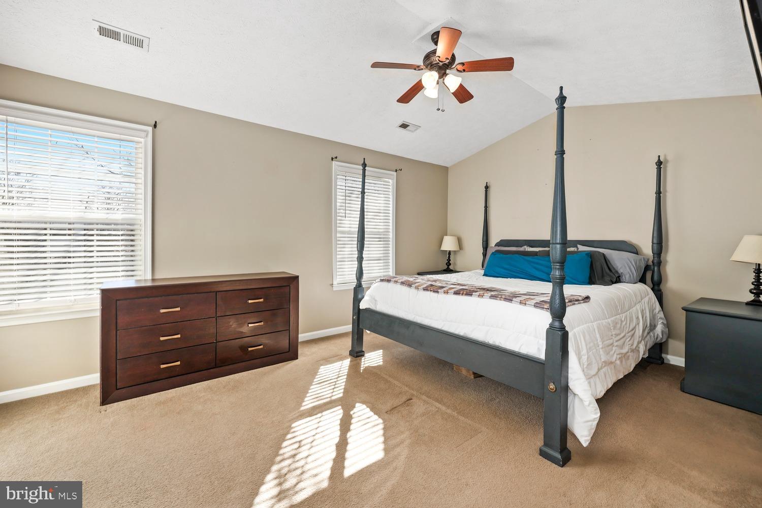 CHARLESTOWN COMMONS - Residential