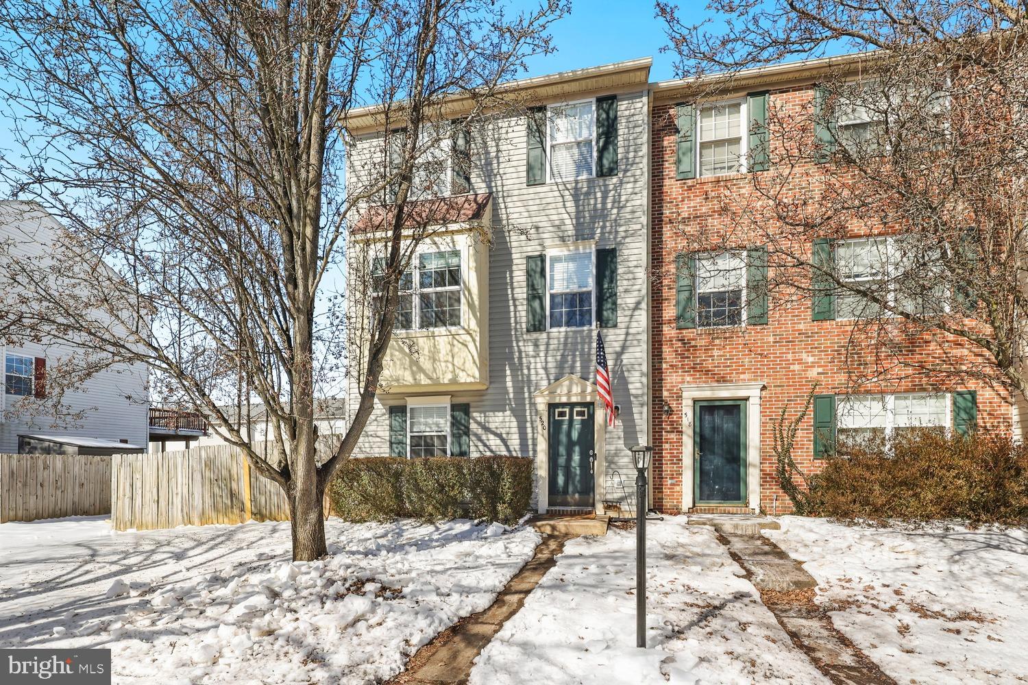 CHARLESTOWN COMMONS - Residential