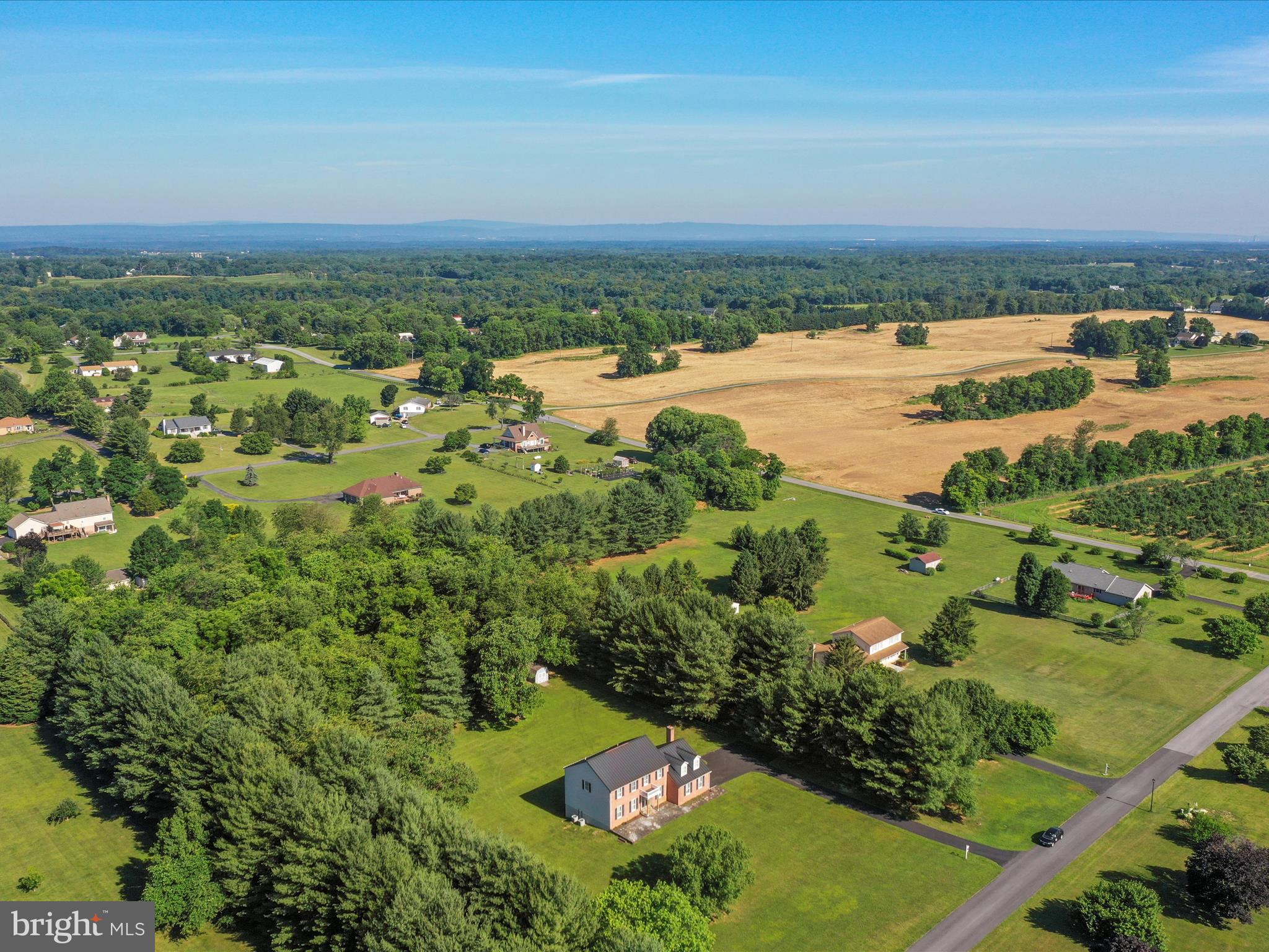 PEMBROKE GROVE - Residential