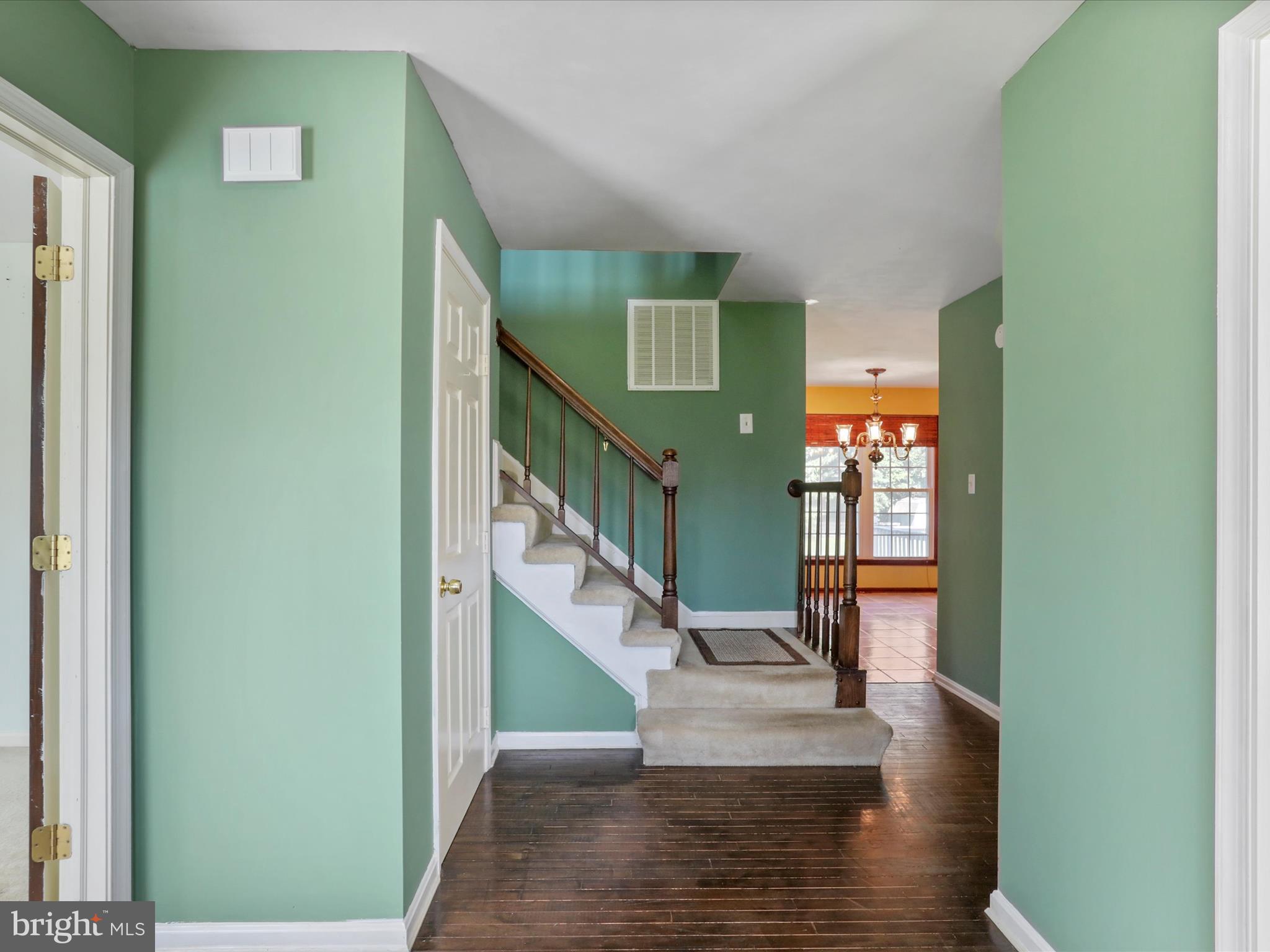 PEMBROKE GROVE - Residential