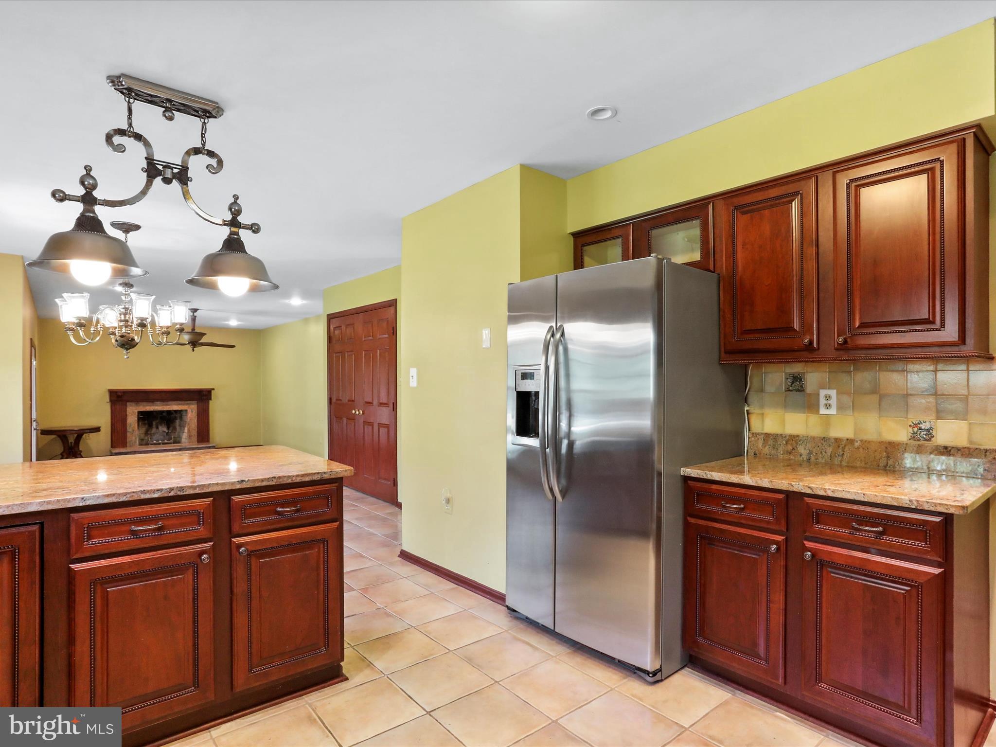 PEMBROKE GROVE - Residential