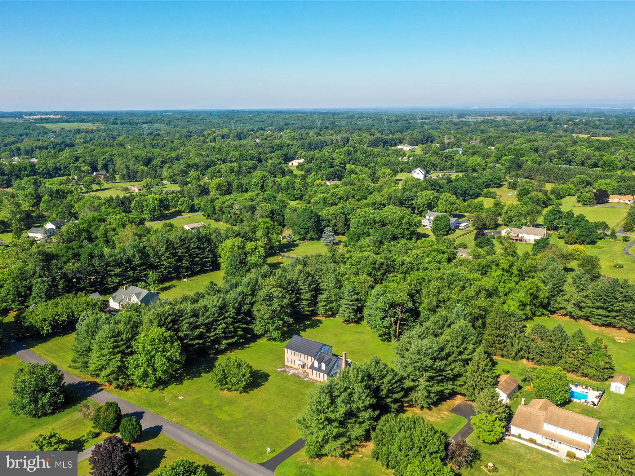 PEMBROKE GROVE - Residential