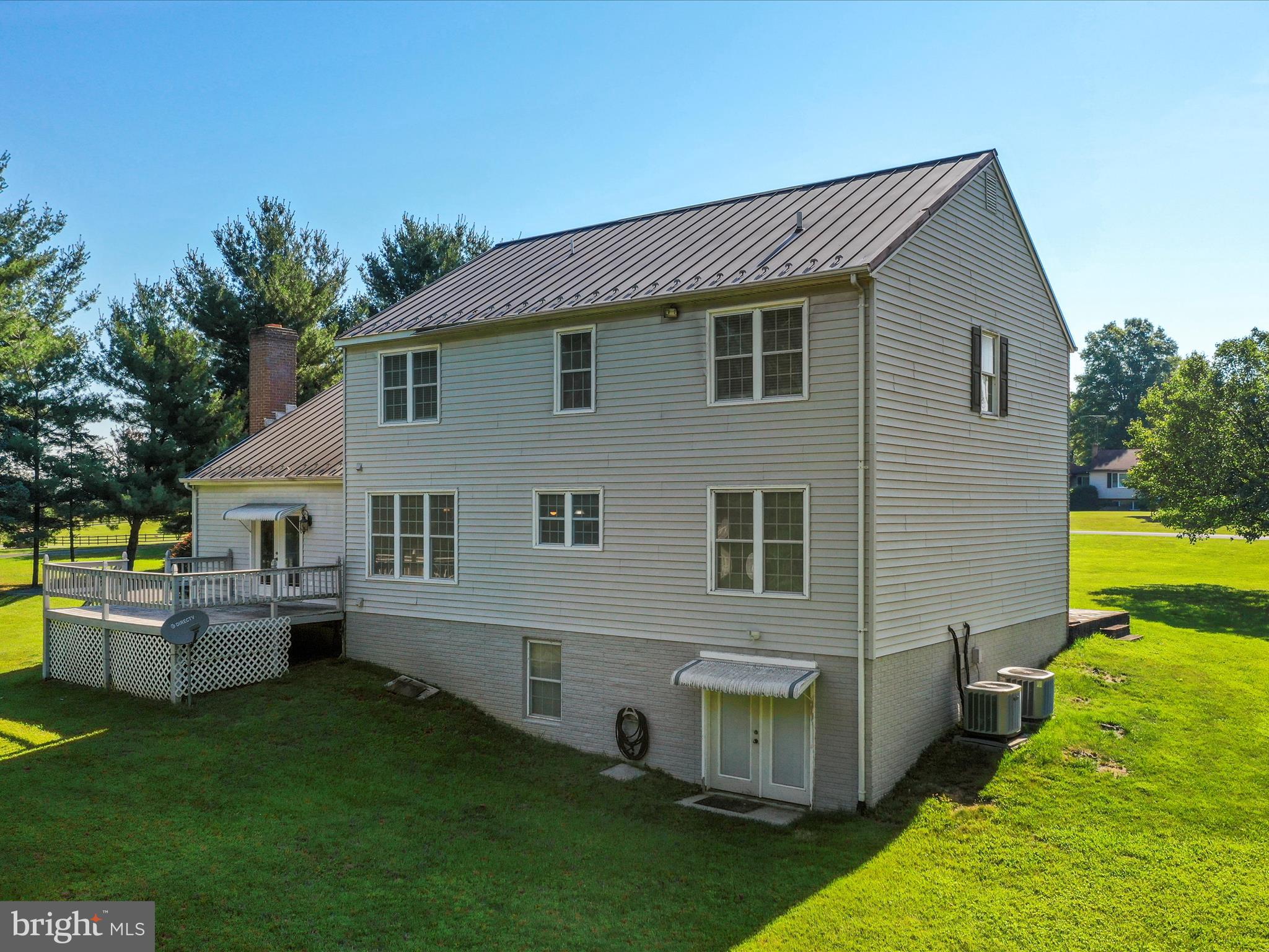 PEMBROKE GROVE - Residential