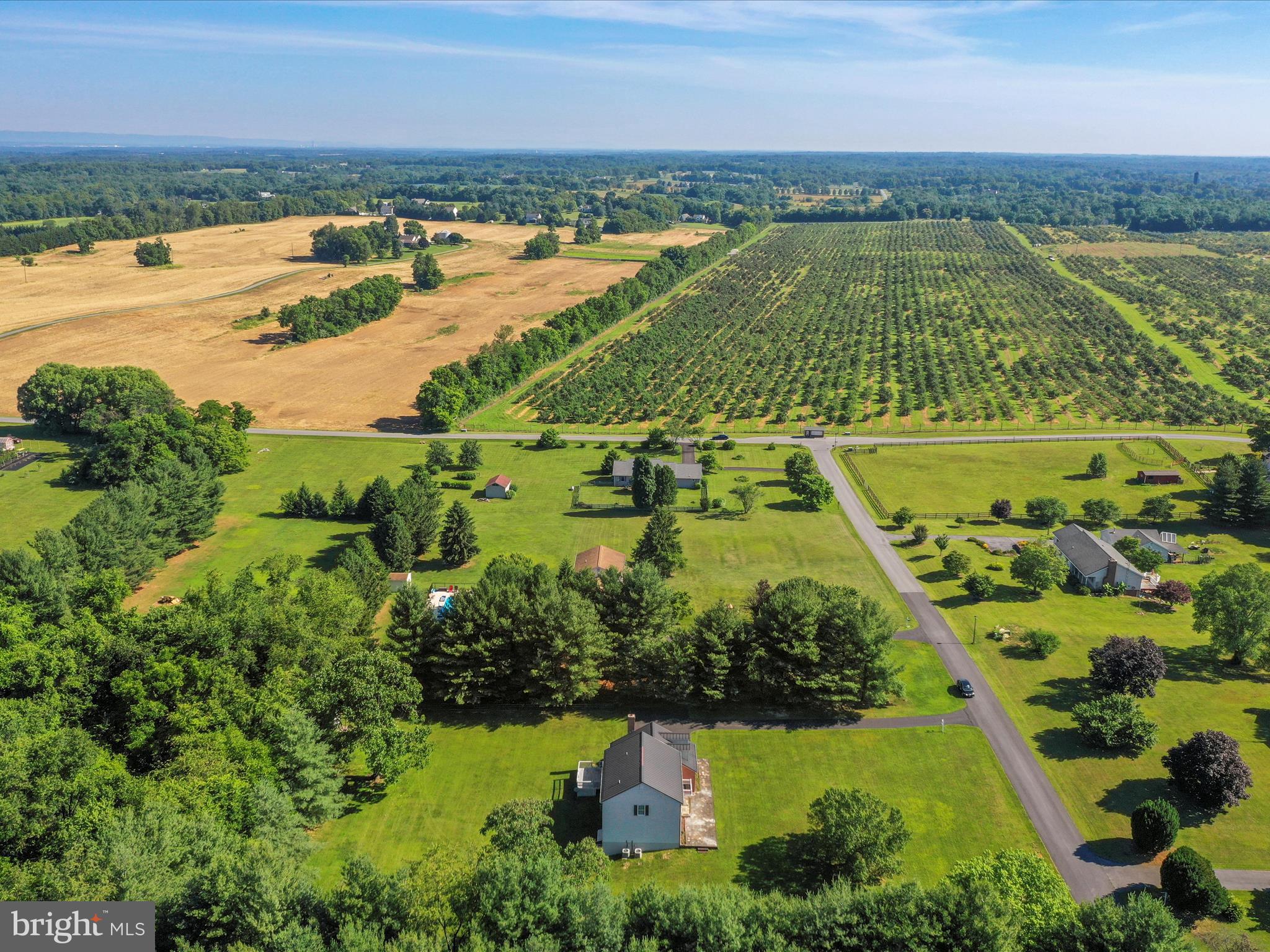 PEMBROKE GROVE - Residential