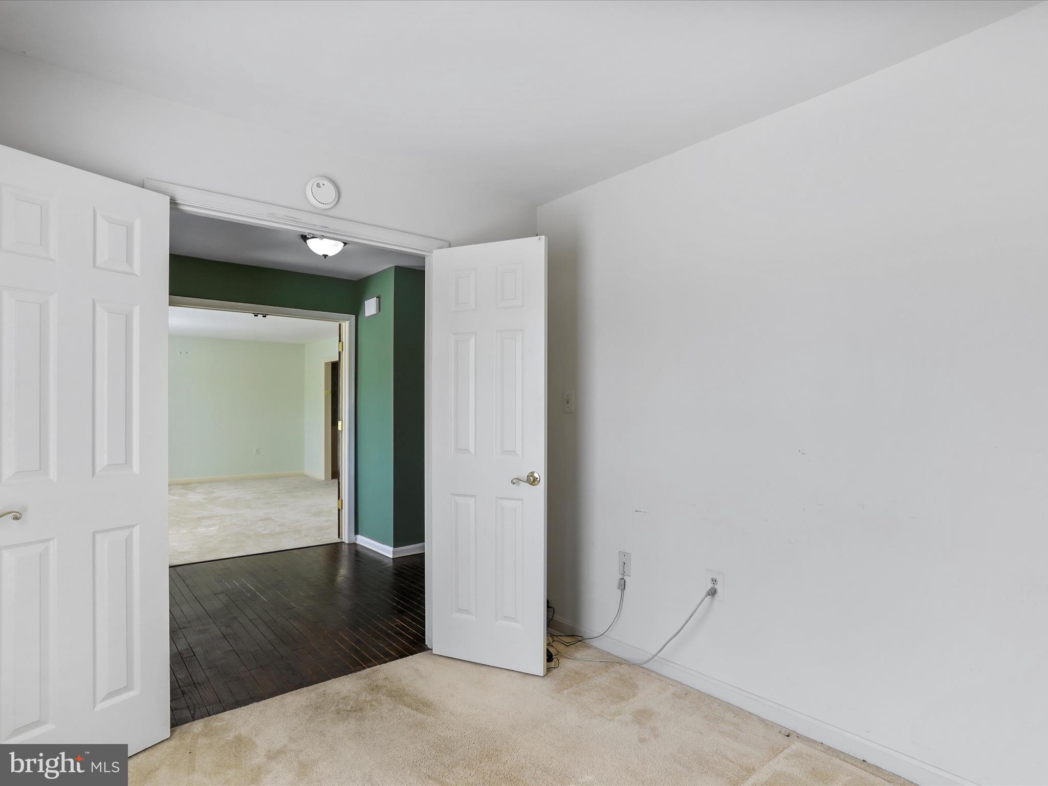 PEMBROKE GROVE - Residential