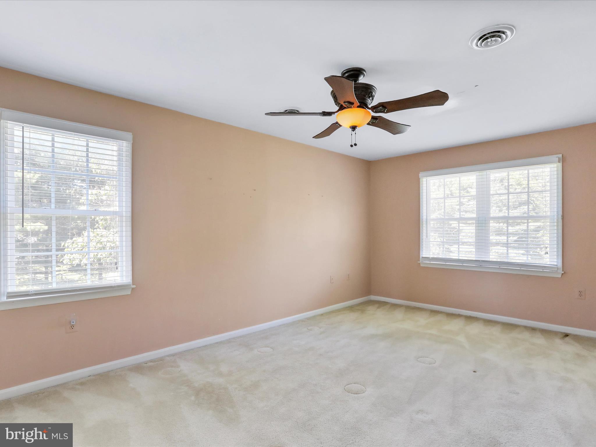 PEMBROKE GROVE - Residential