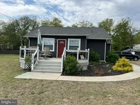 MLS: NJCD2092300
