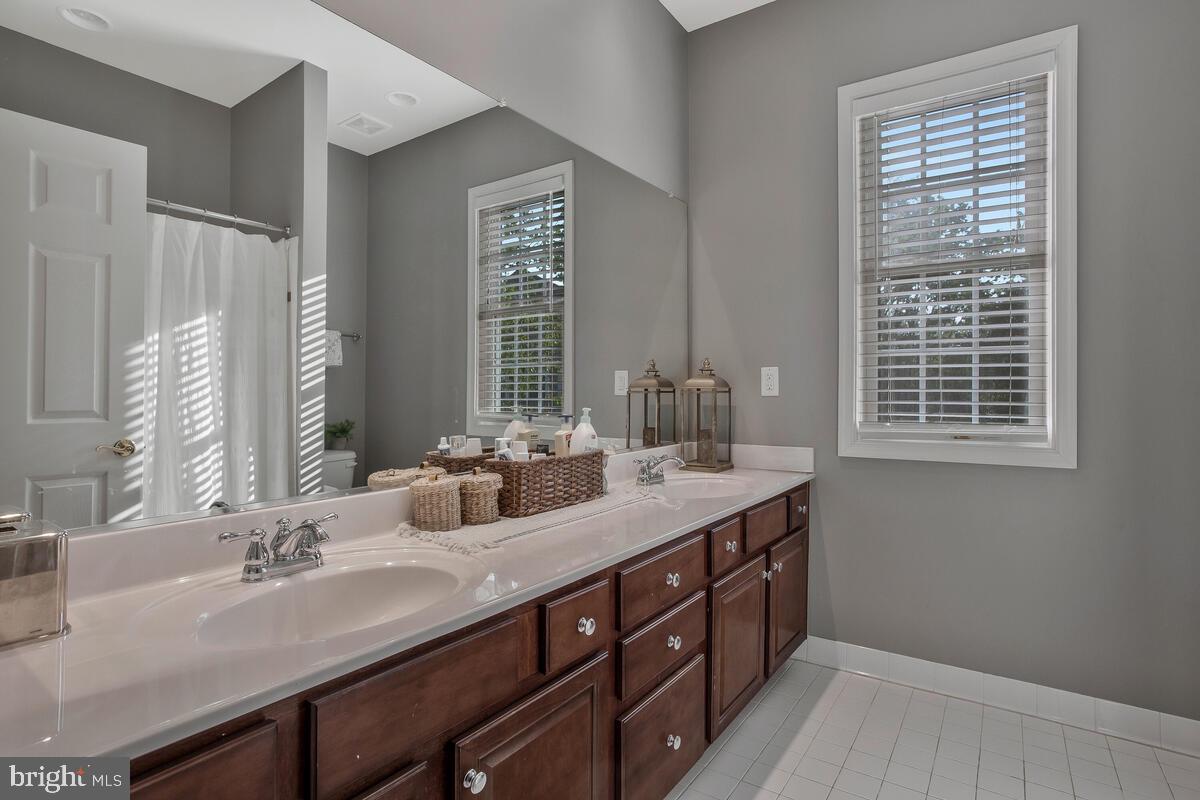 HOMEPORT FARM - Residential